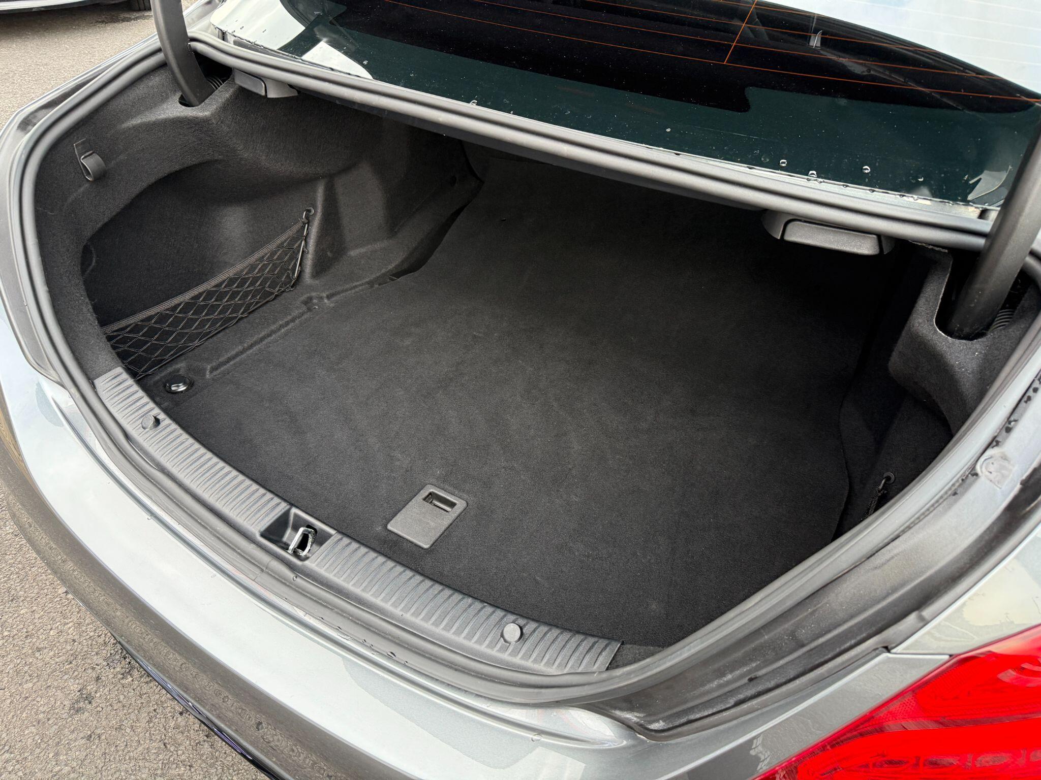 Mercedes C Class - Image 80