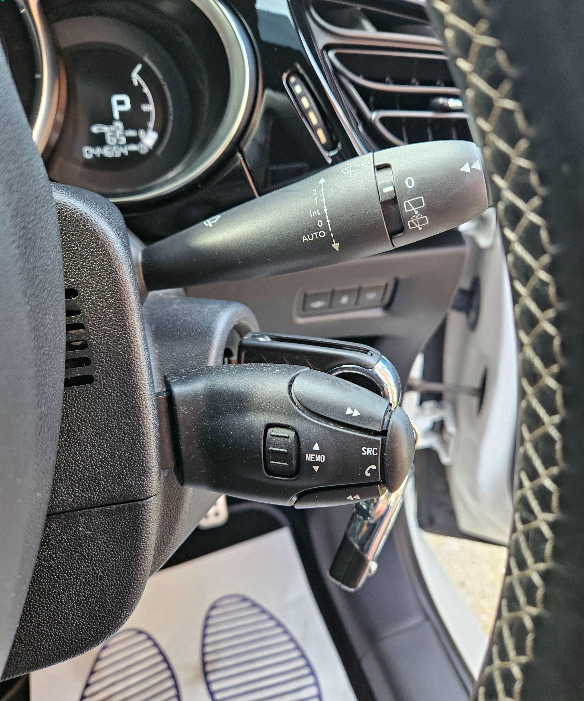 DS AUTOMOBILES DS 3 - Image 29