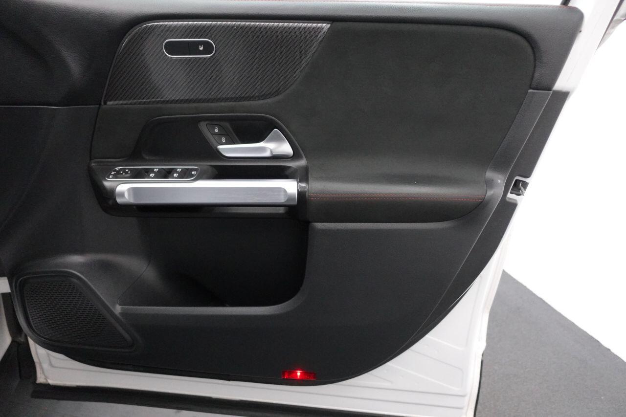 Mercedes-benz GLB - Image 17