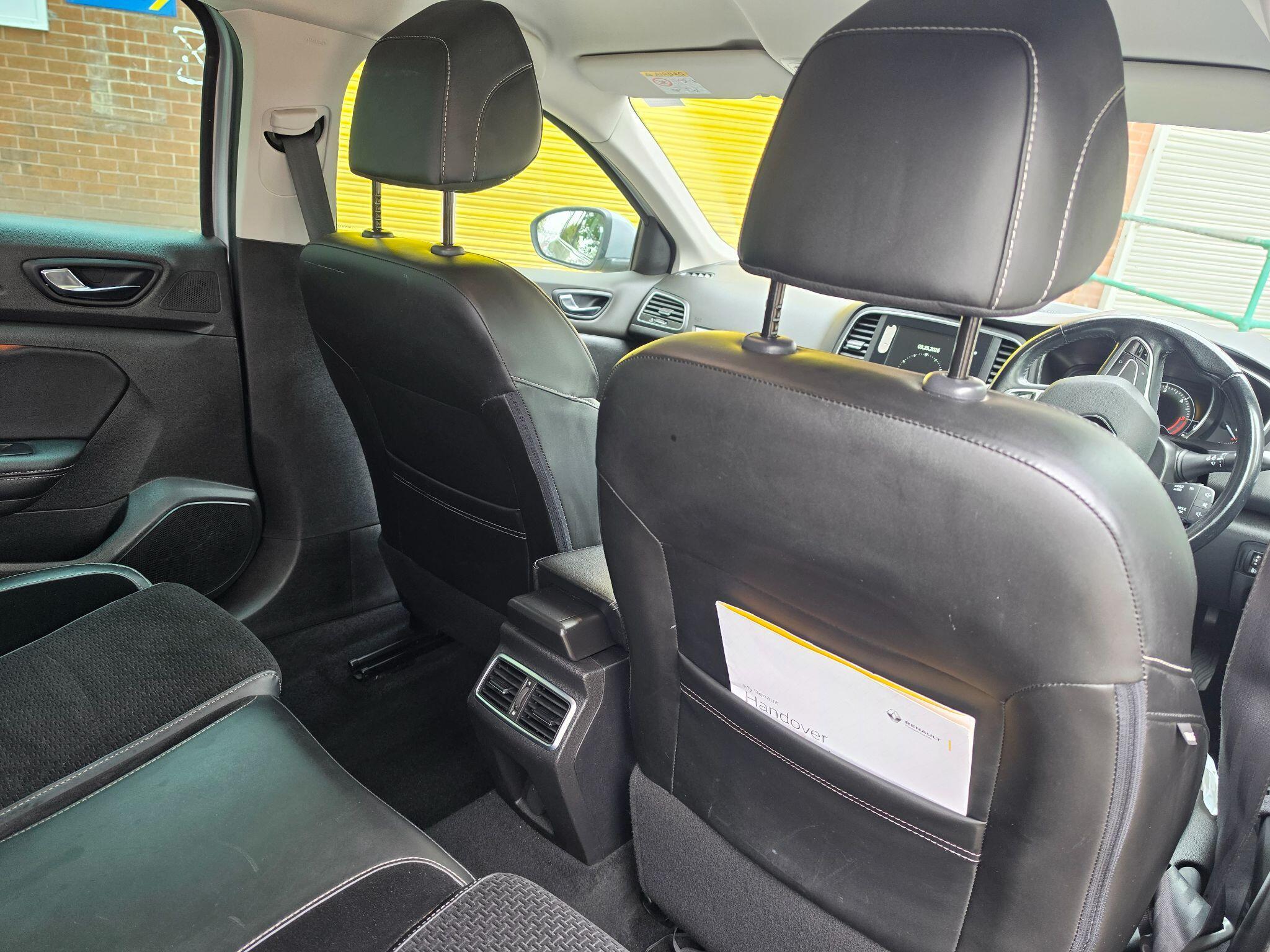 Renault Megane - Image 19