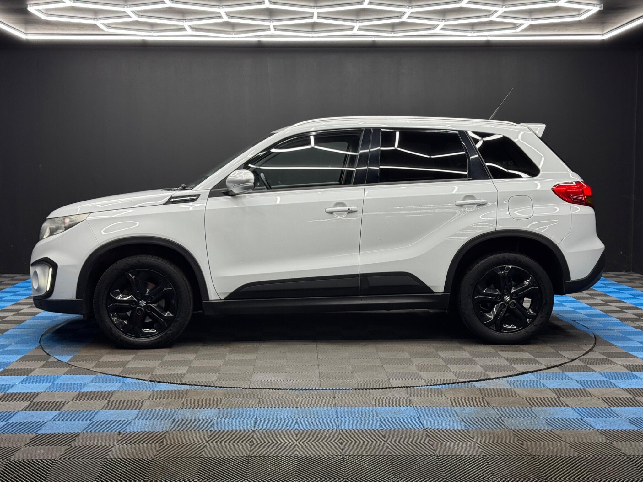 Suzuki Vitara - Image 8