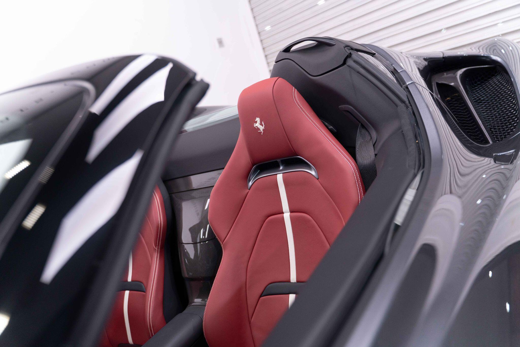 Ferrari SF90 Spider - Image 32