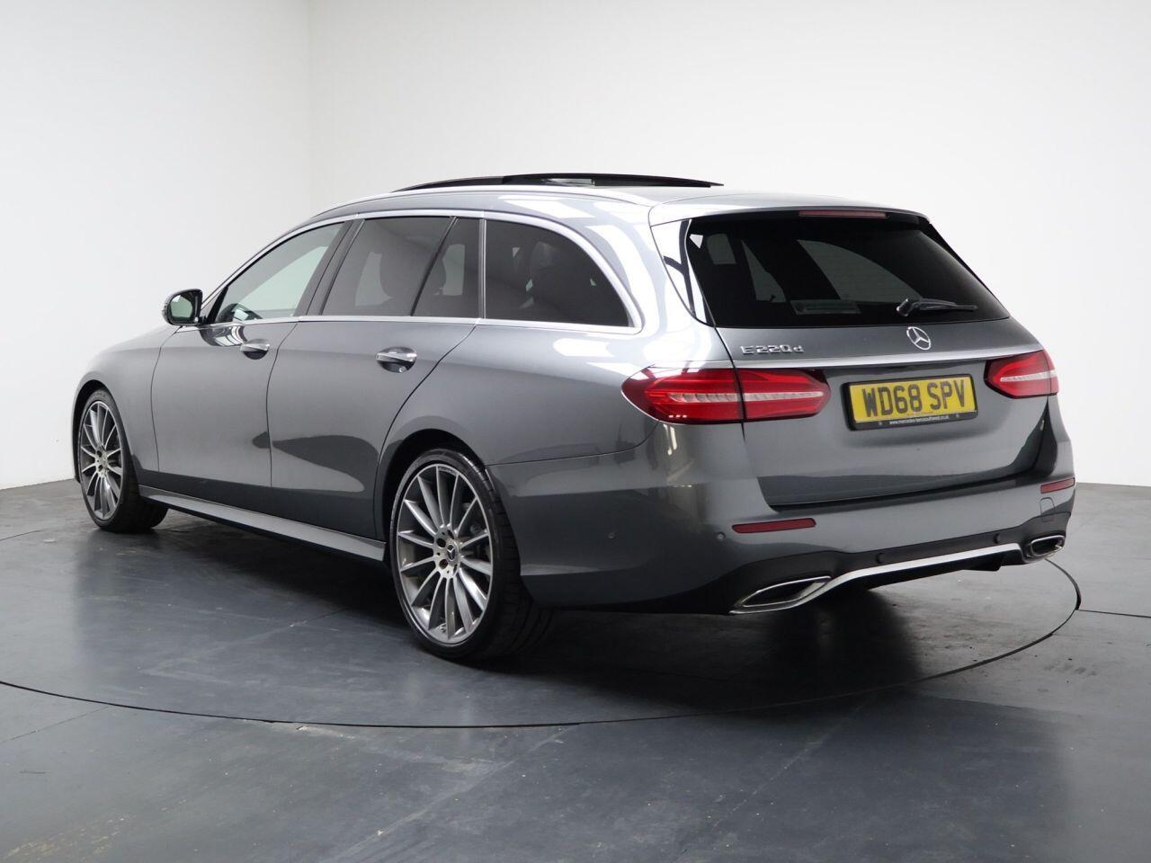 Mercedes-benz E Class - Image 9