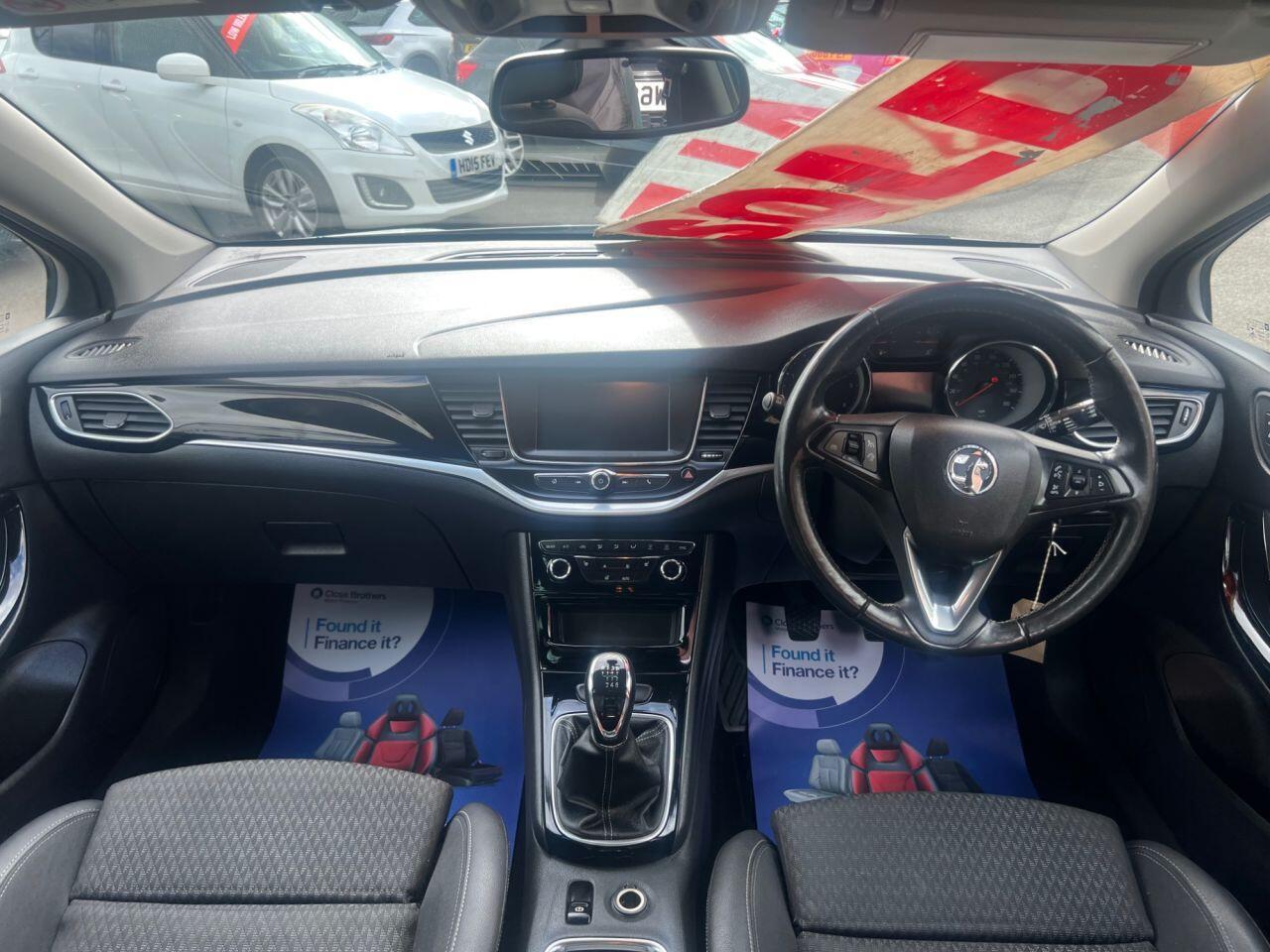 Vauxhall Astra - Image 18