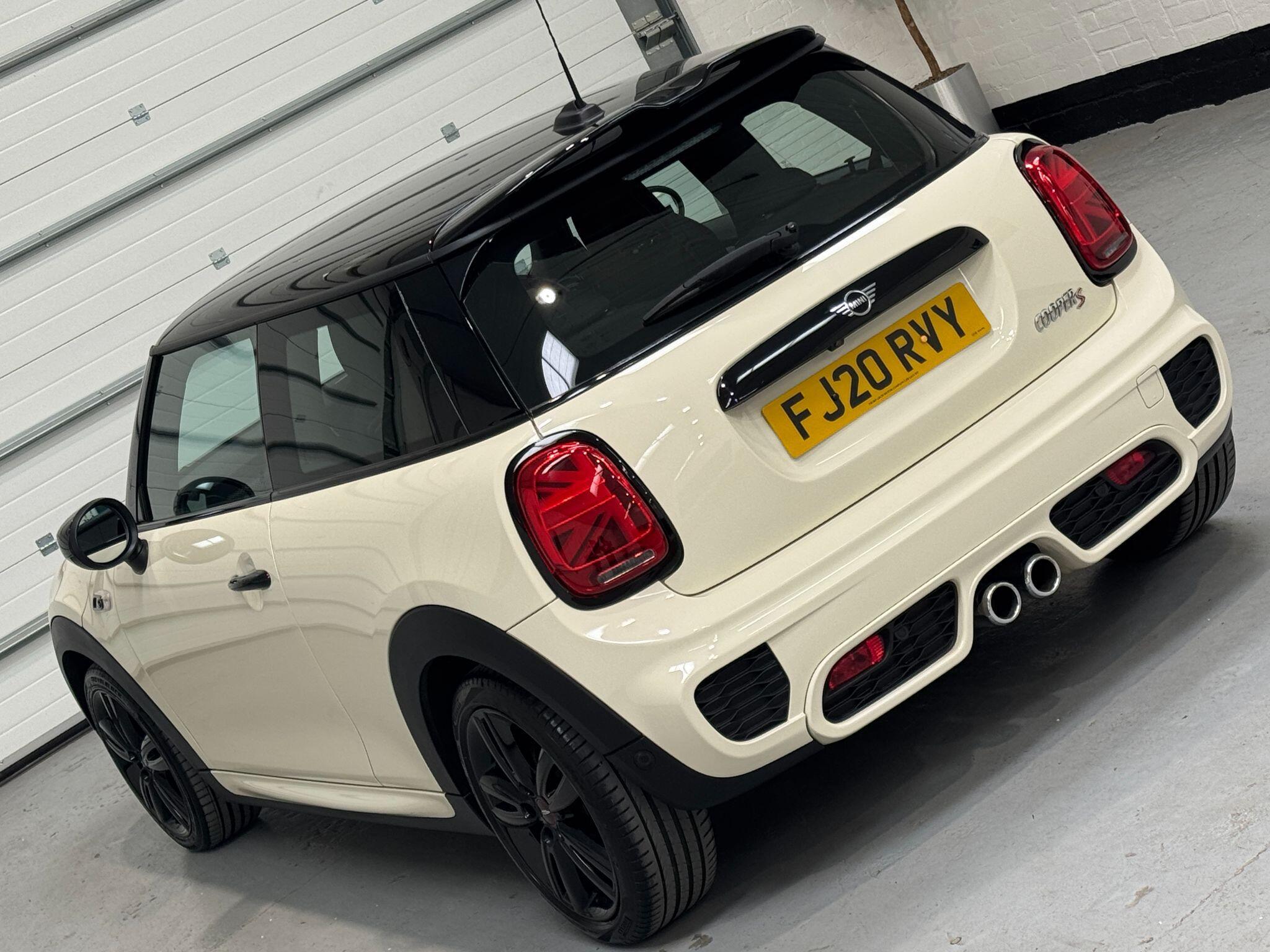MINI Hatch - Image 35