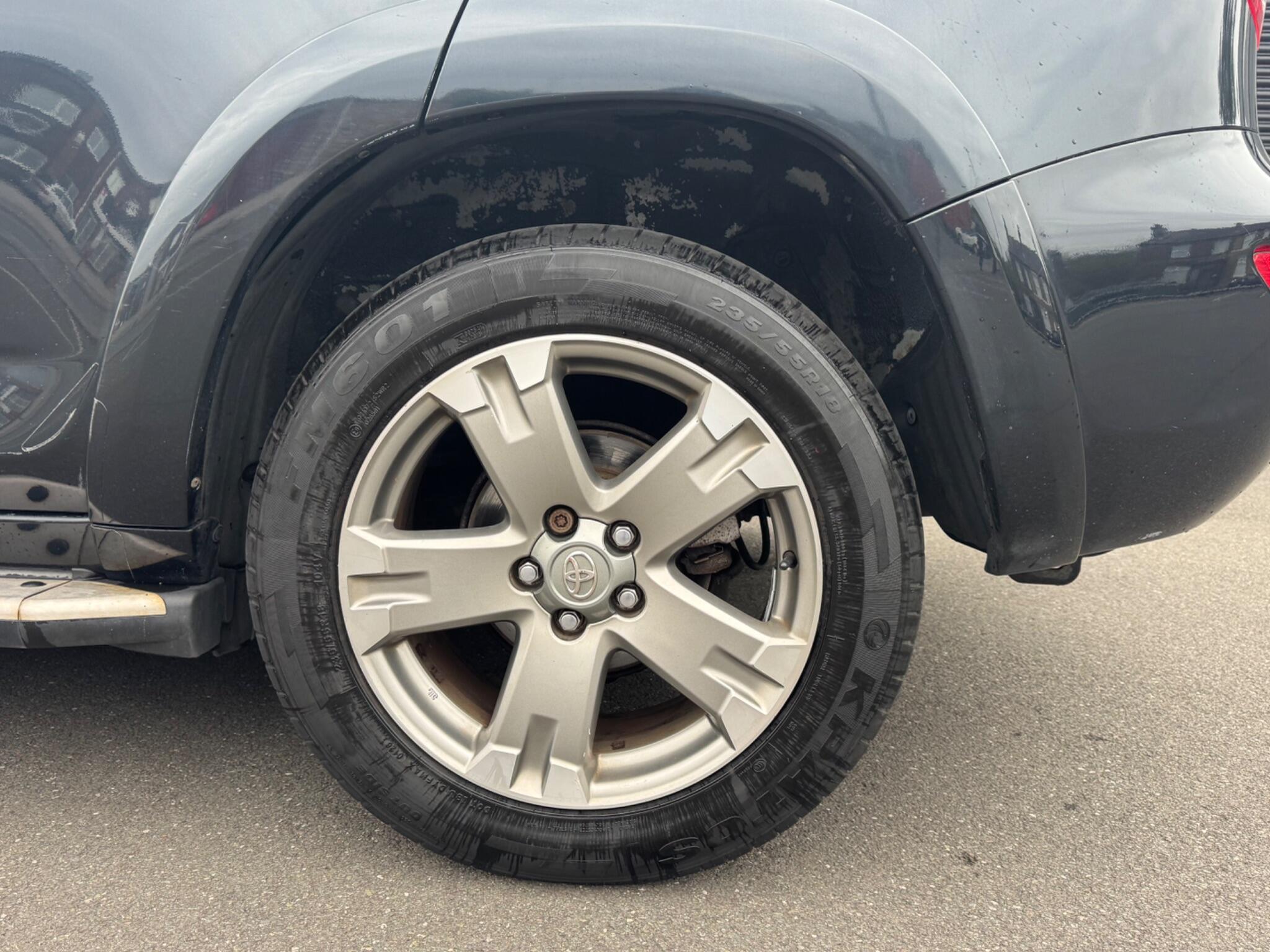 Toyota RAV4 - Image 6