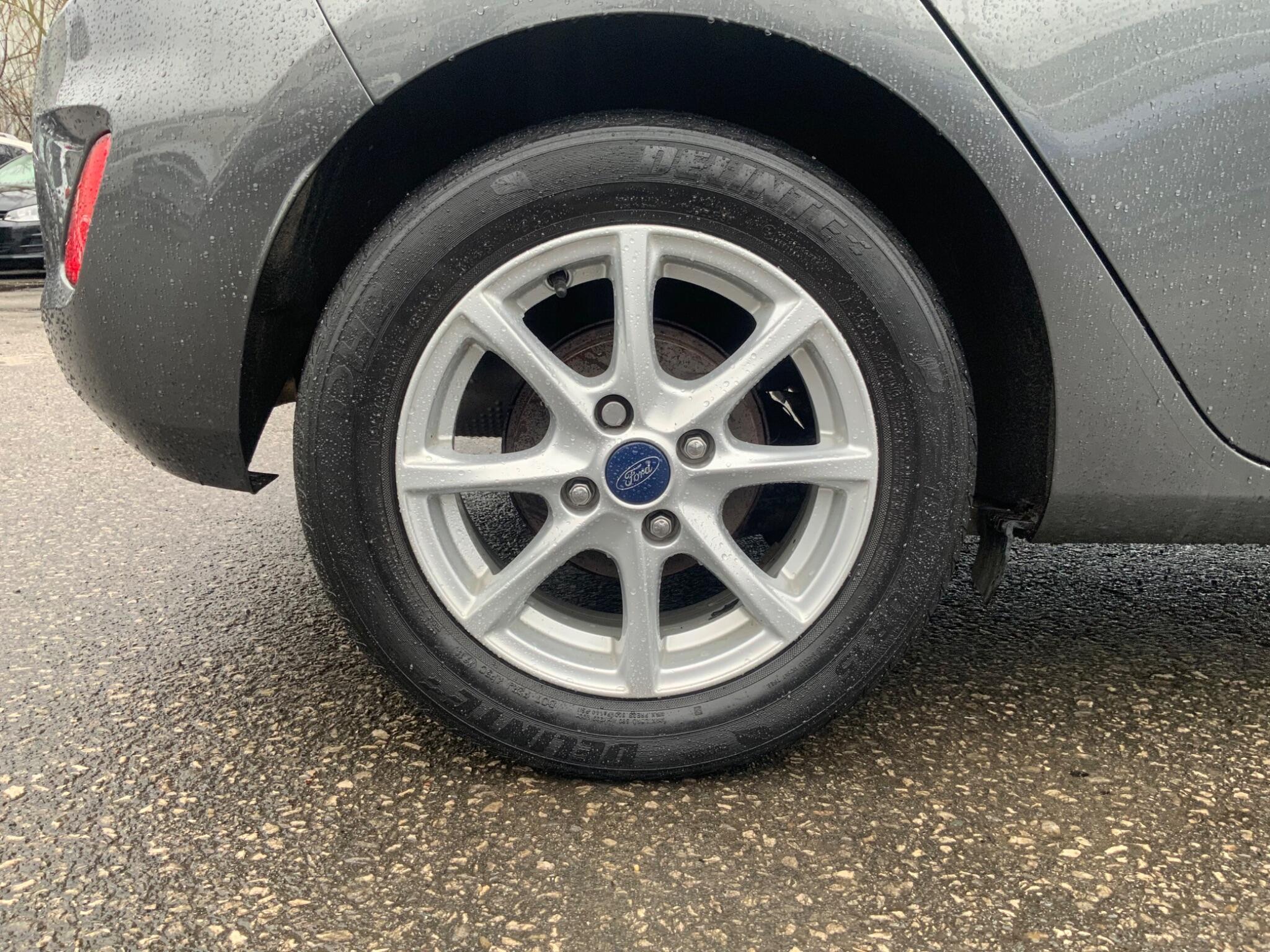 Ford Fiesta - Image 28