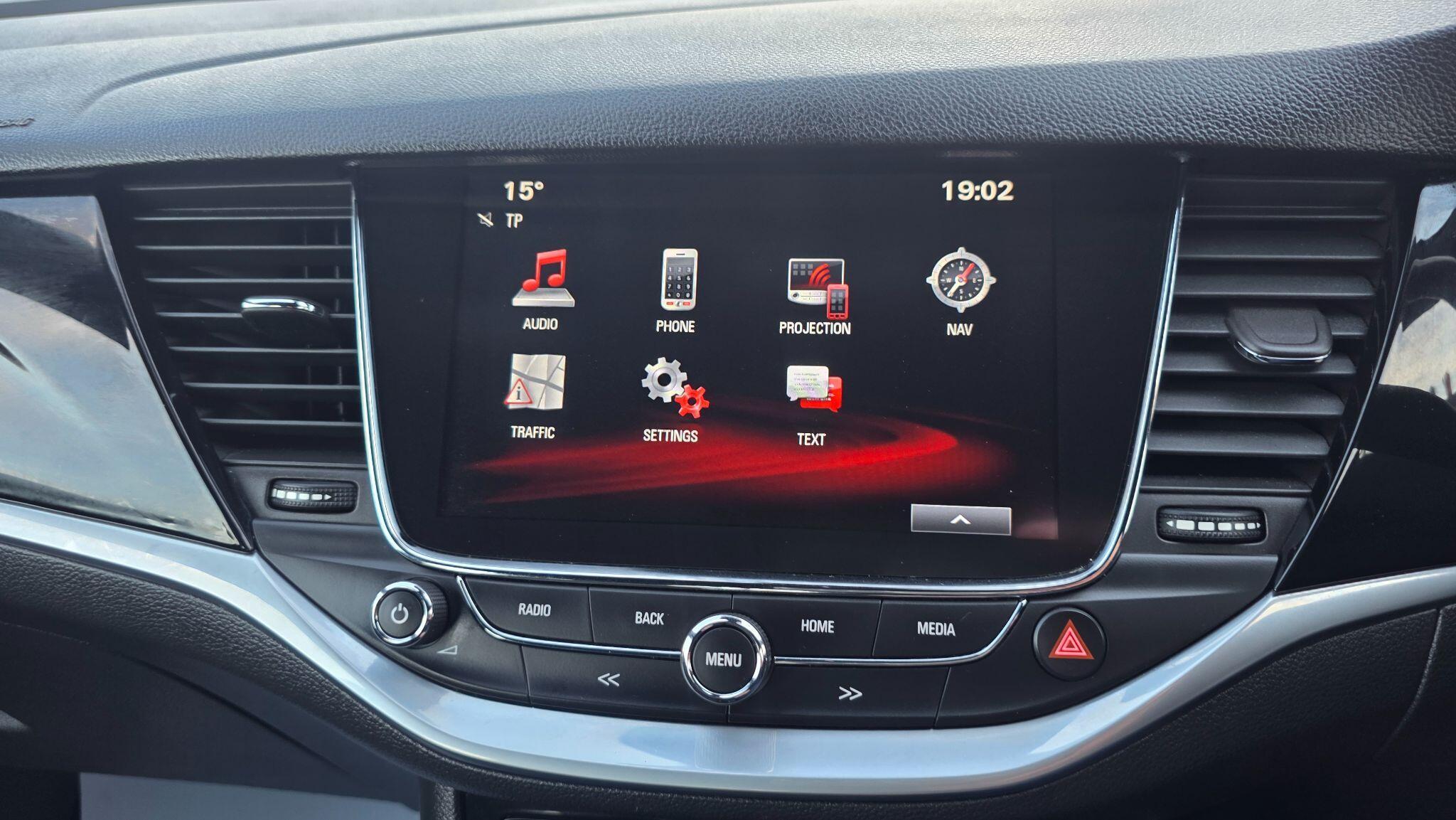 Vauxhall Astra - Image 22