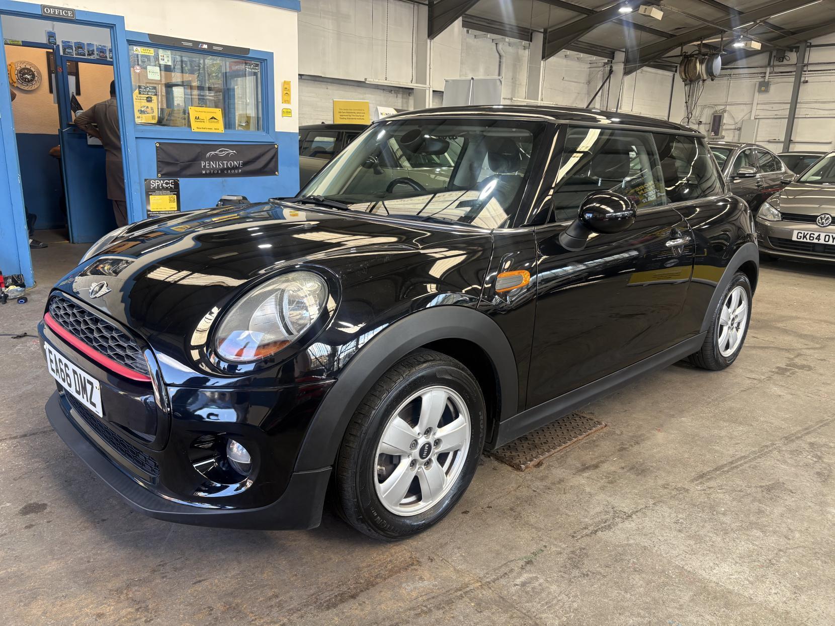 MINI Hatch - Image 5