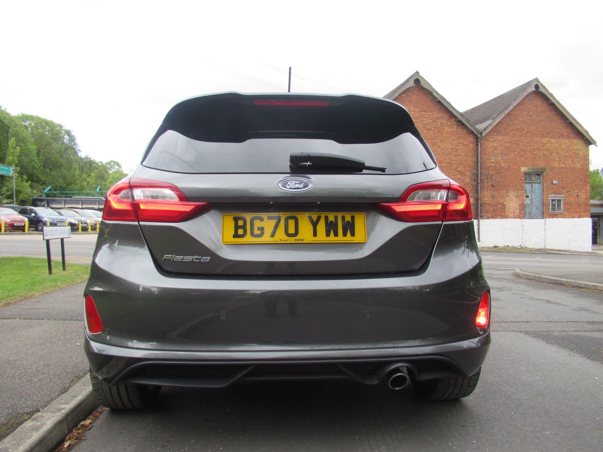 Ford Fiesta - Image 4