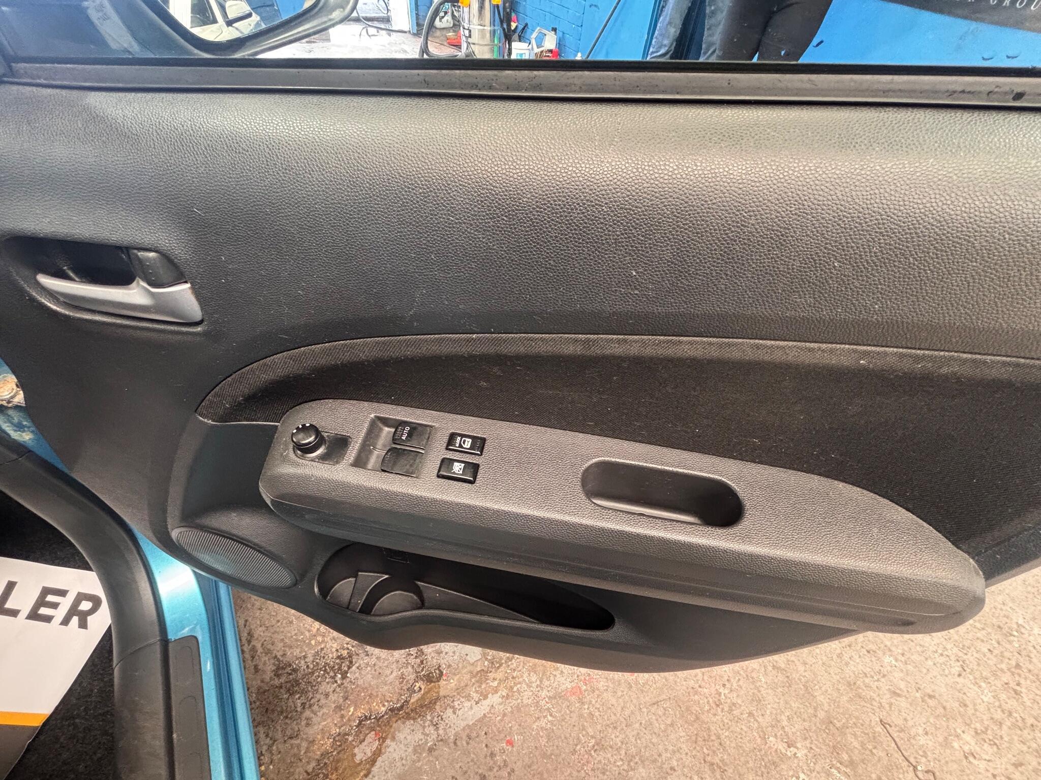 Suzuki Splash - Image 13