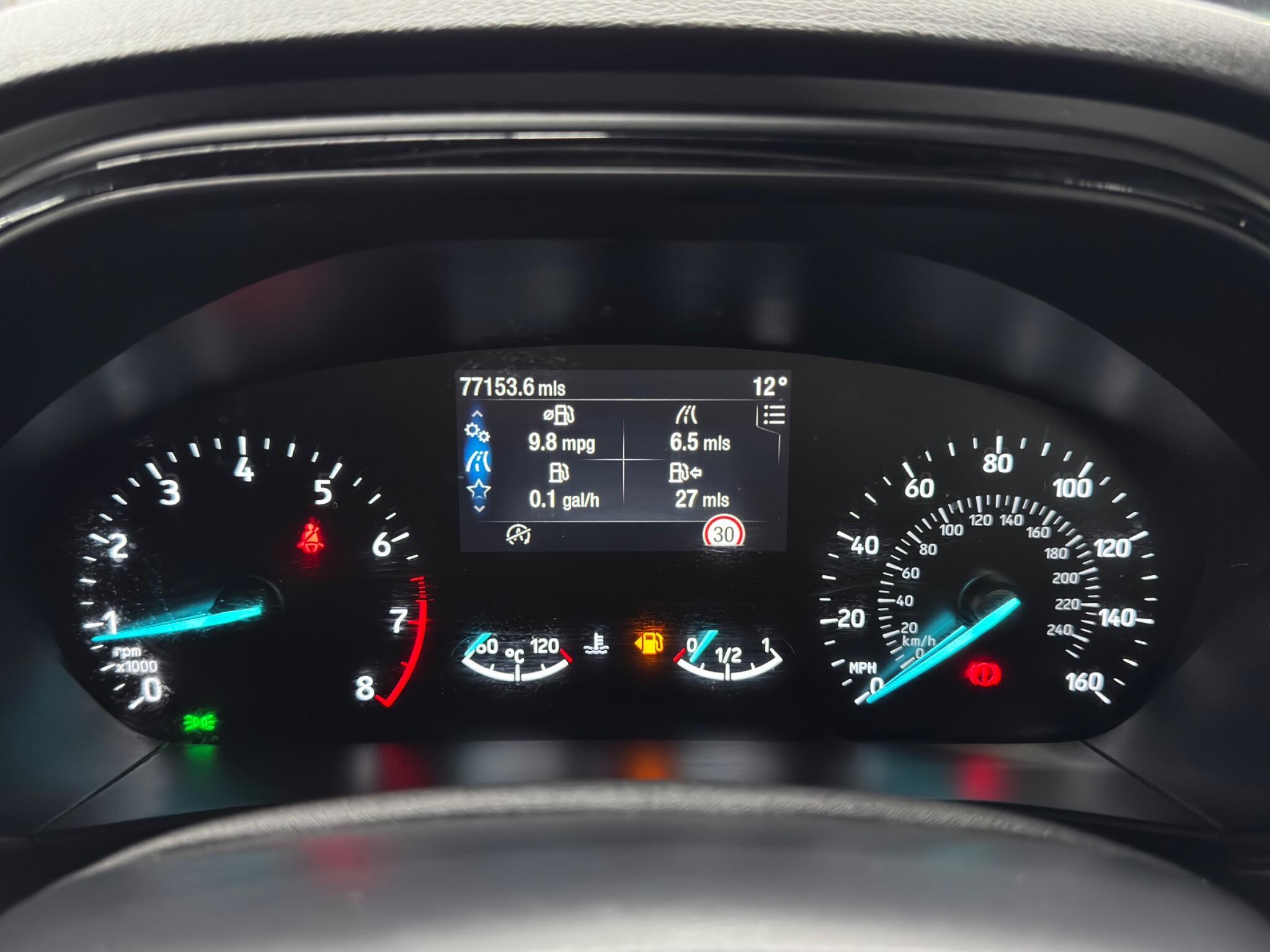 Ford Focus - Image 22