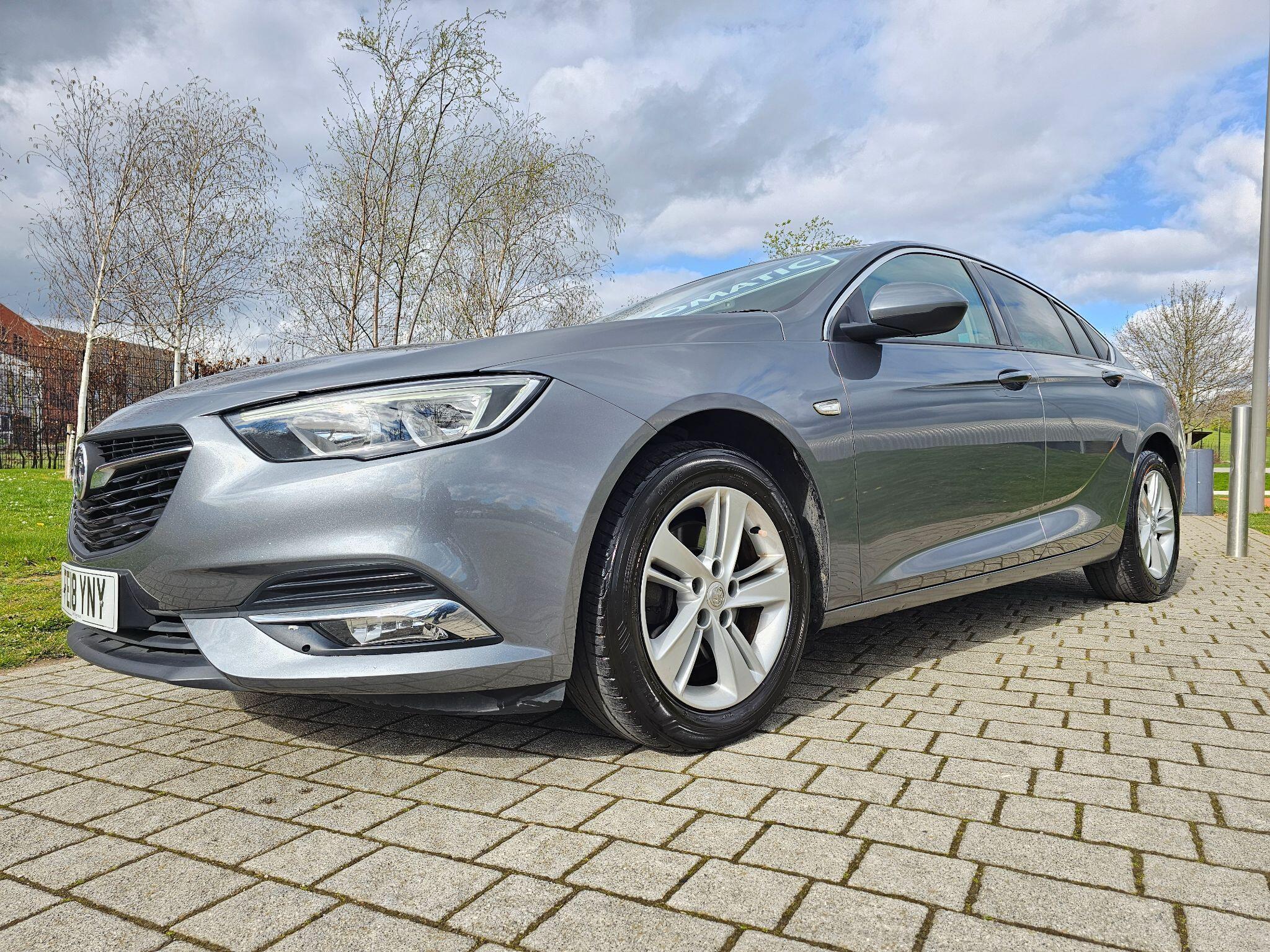 Vauxhall Insignia - Image 10