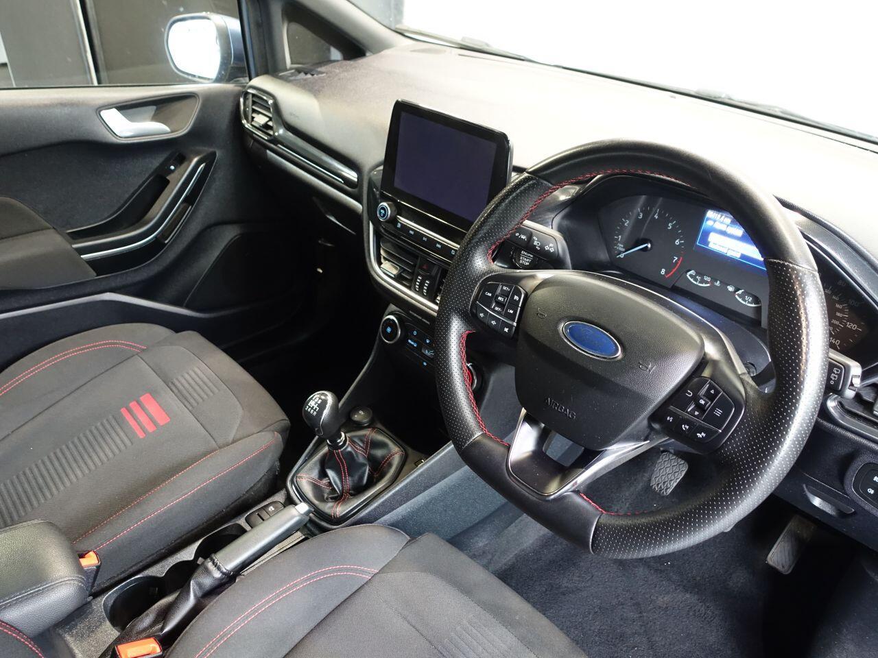 Ford Fiesta - Image 2