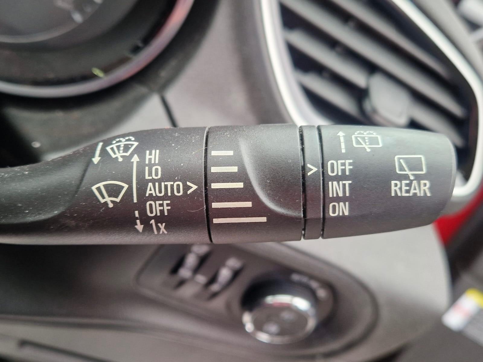 Vauxhall Grandland X - Image 12