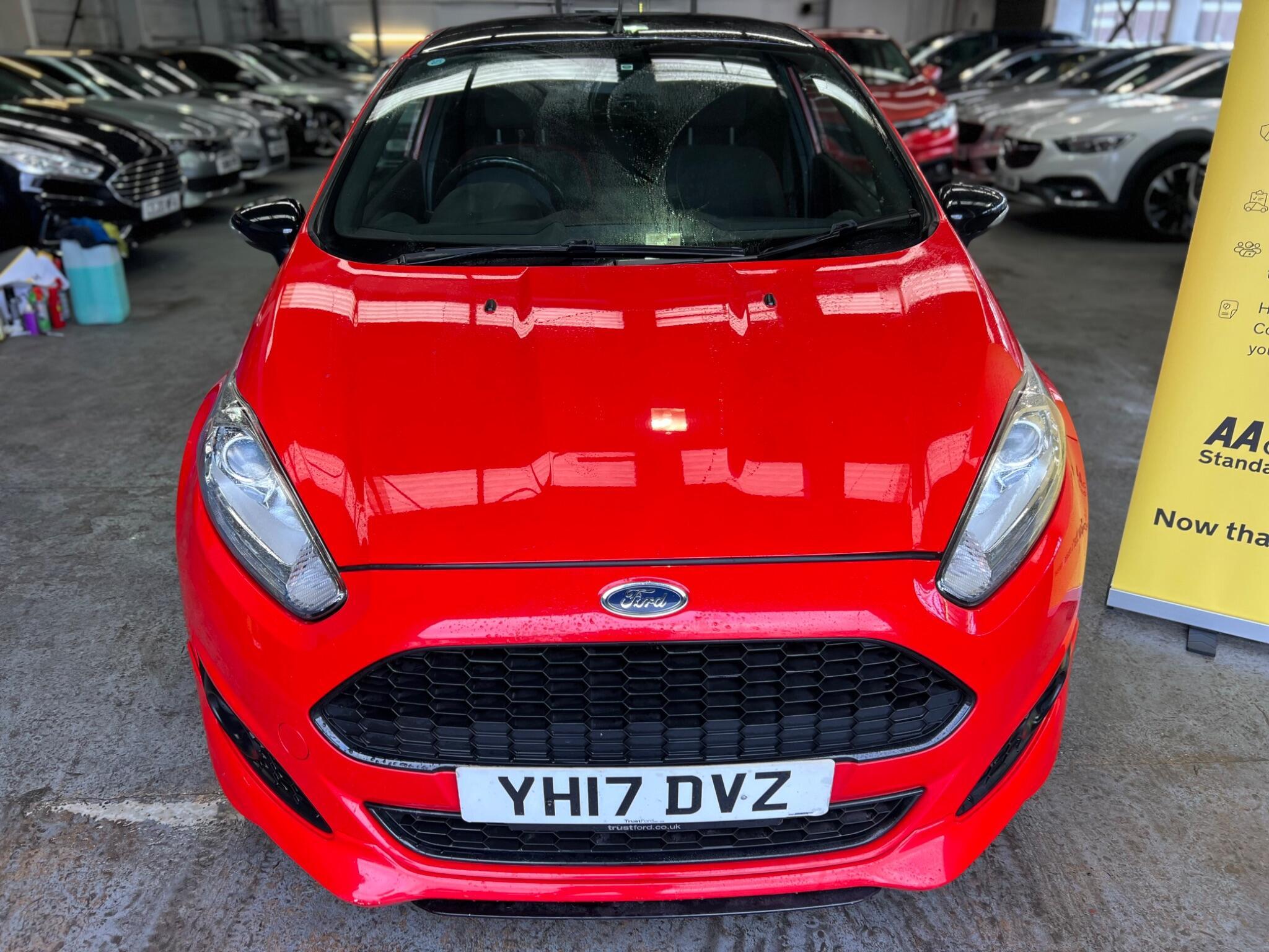 Ford Fiesta - Image 10