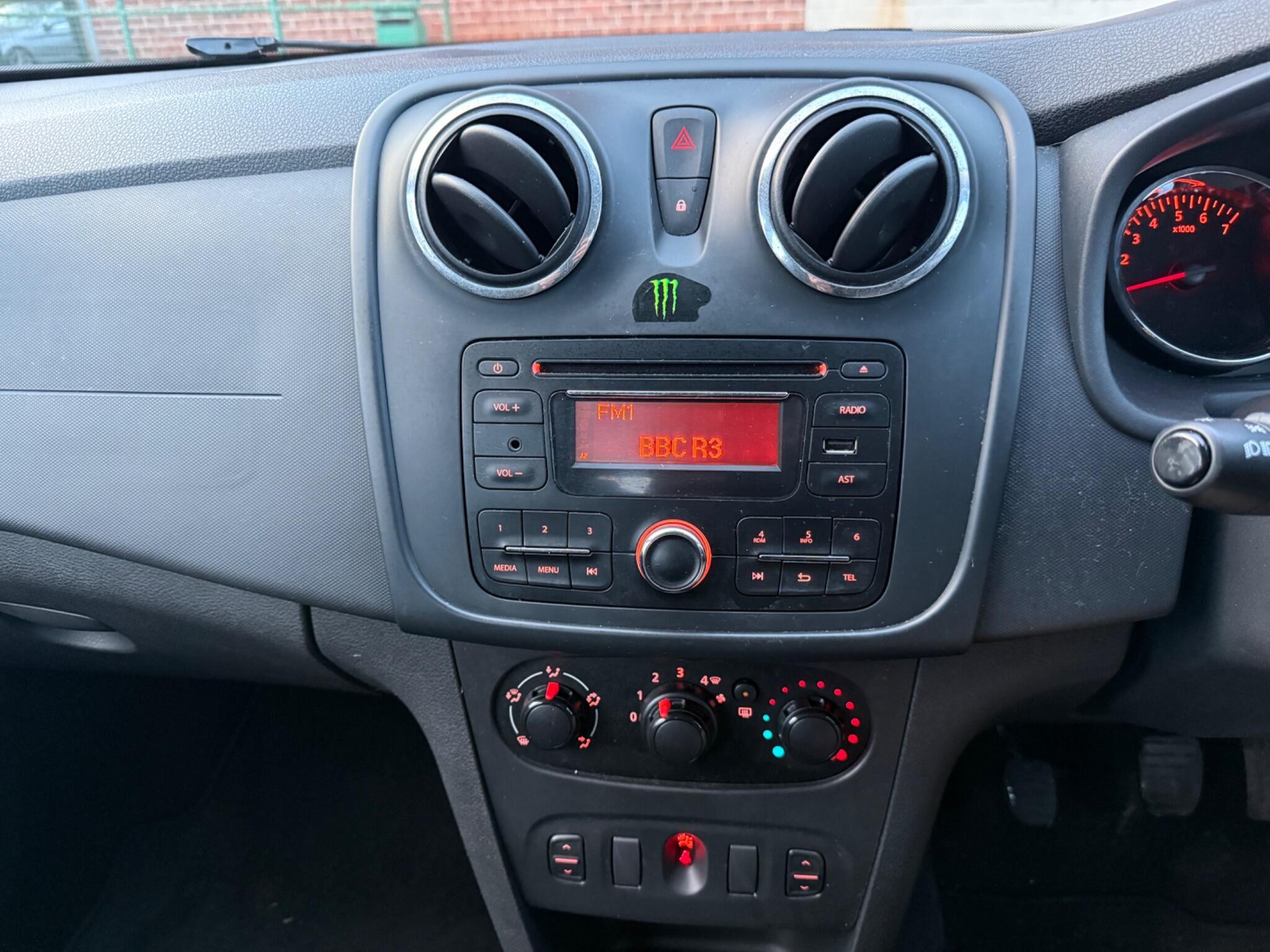 Dacia Sandero - Image 15