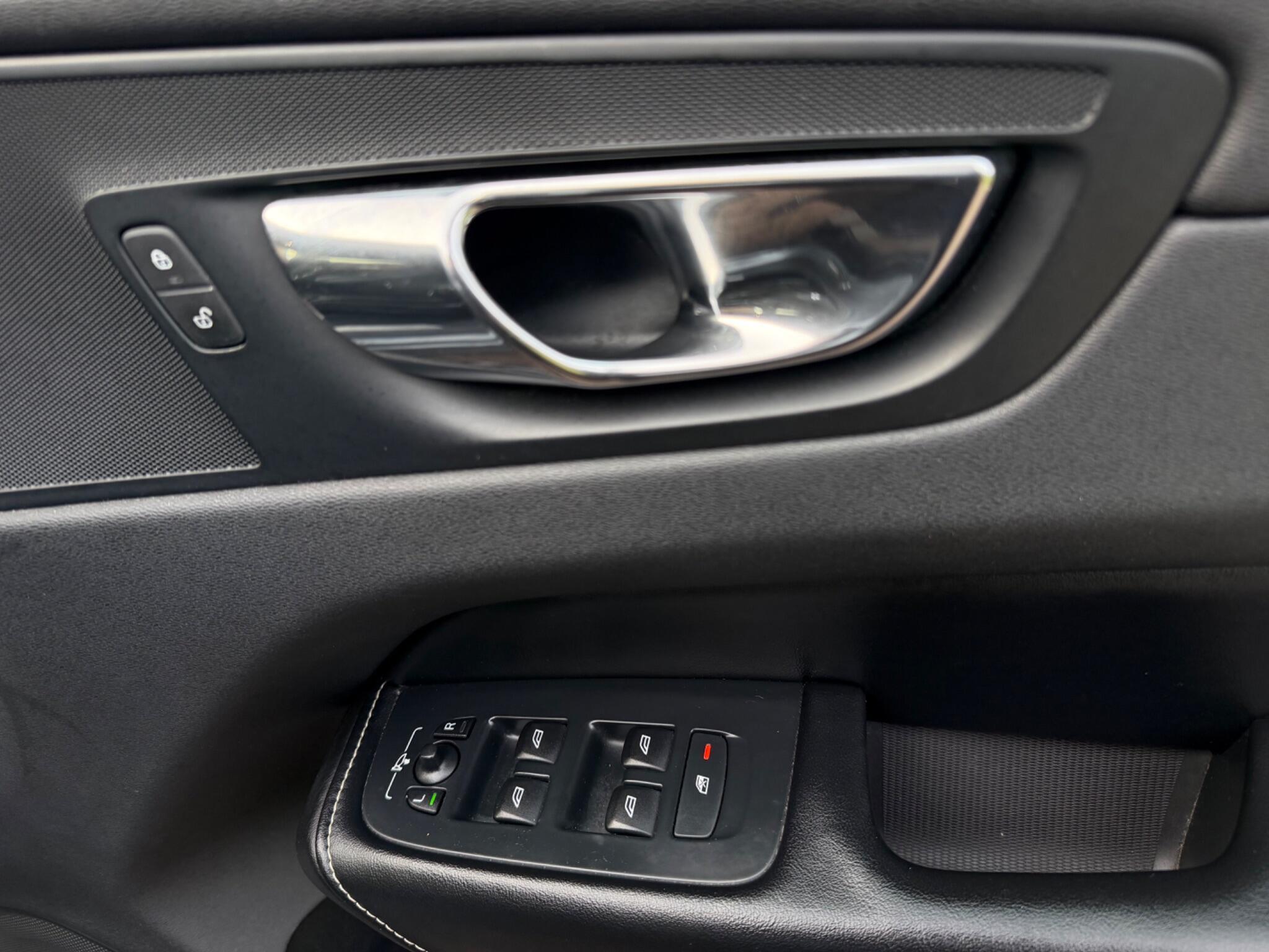 Volvo XC60 - Image 39