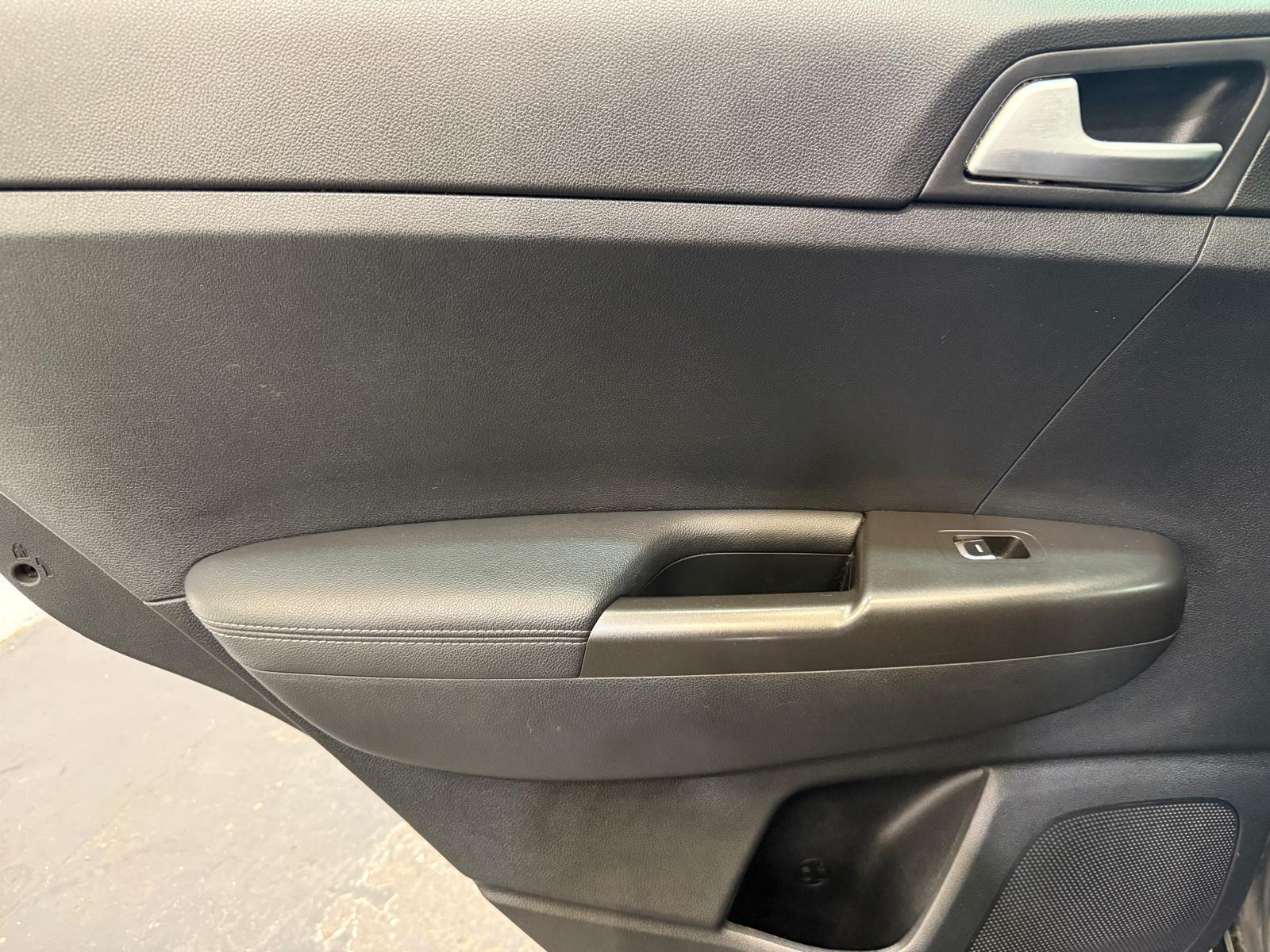 Kia Sportage - Image 20