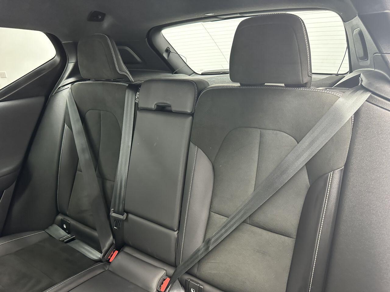 Volvo XC40 - Image 16