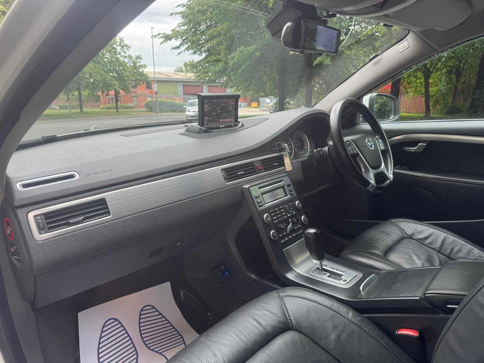 Volvo V70 - Image 14
