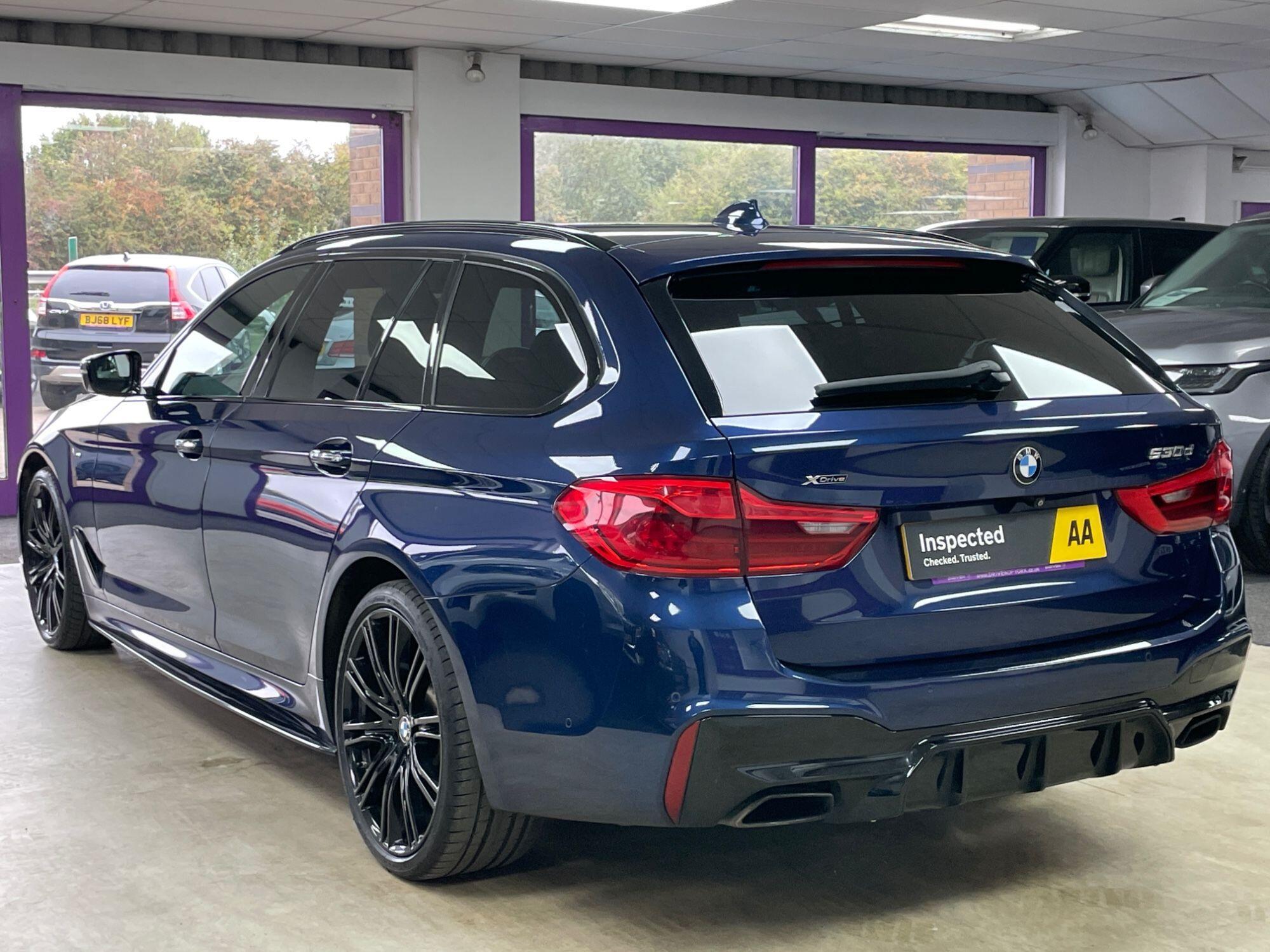 BMW 5 Series - Image 7
