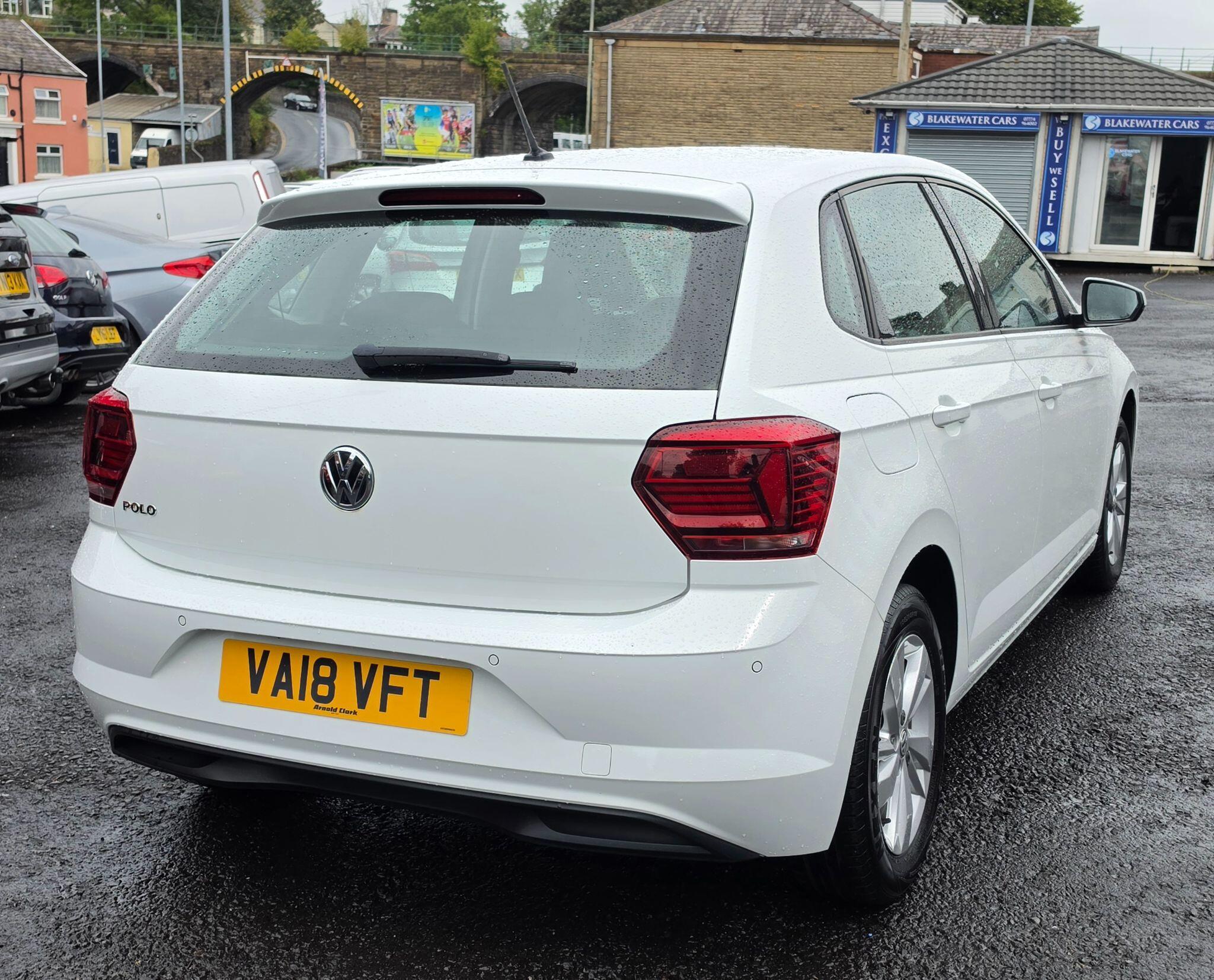 Volkswagen Polo - Image 7