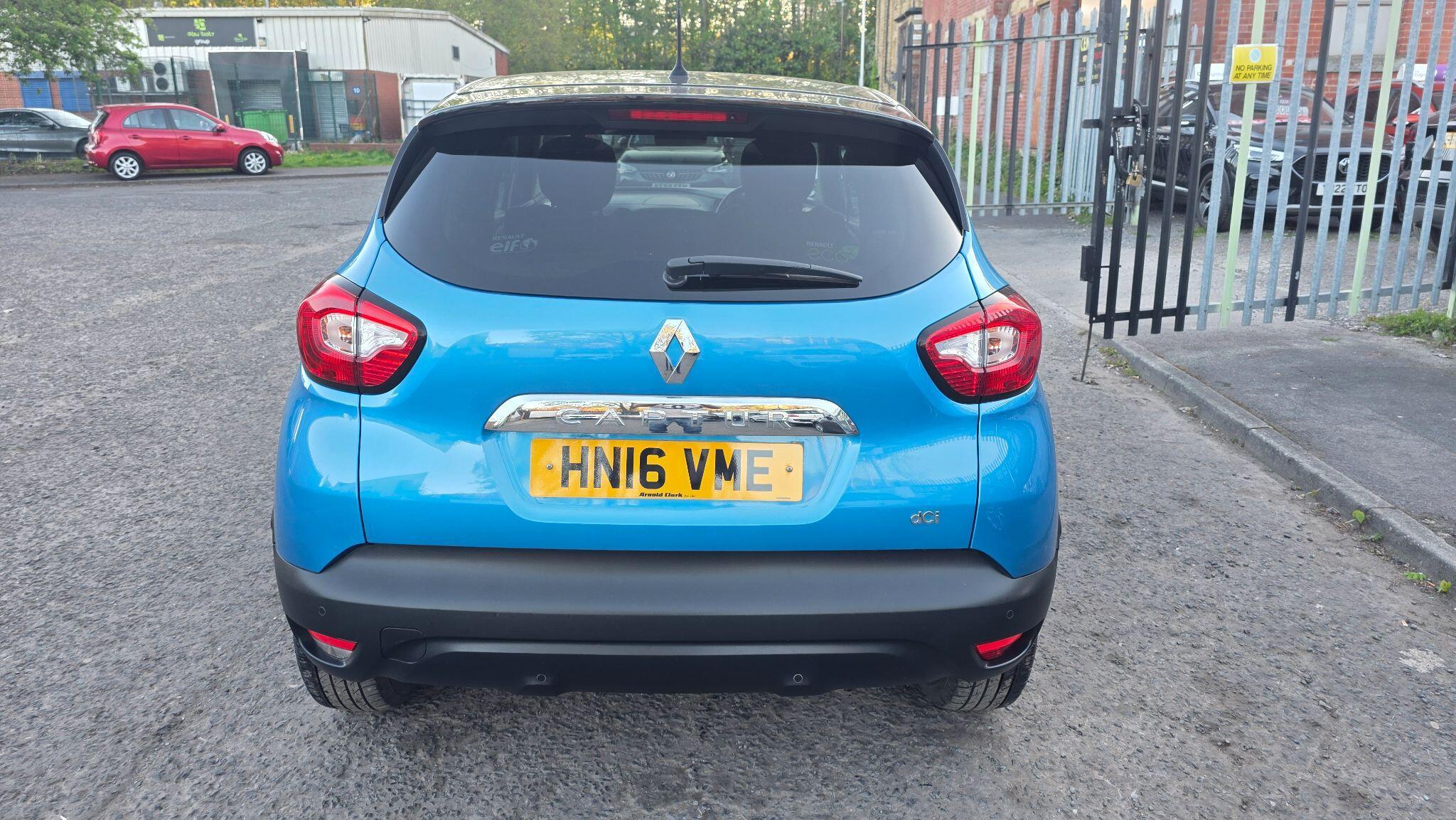 Renault Captur - Image 13