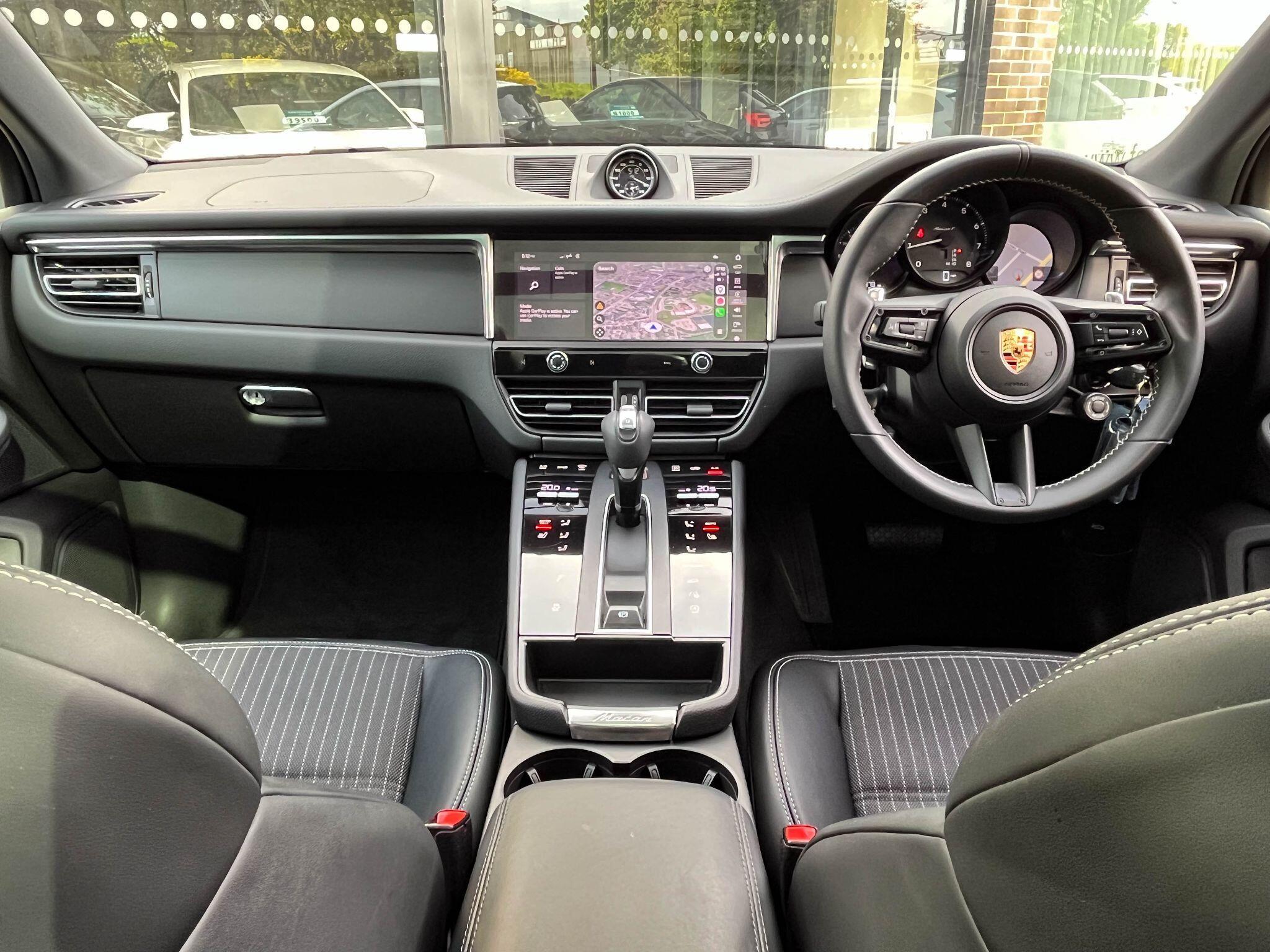 Porsche Macan - Image 10