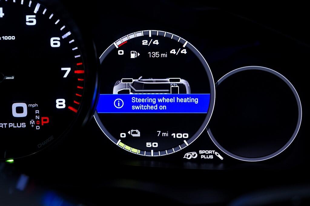 Porsche Cayenne - Image 29