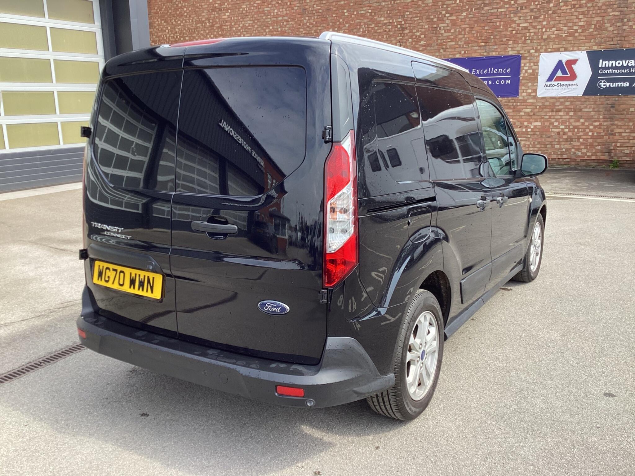 Ford Transit Connect - Image 7