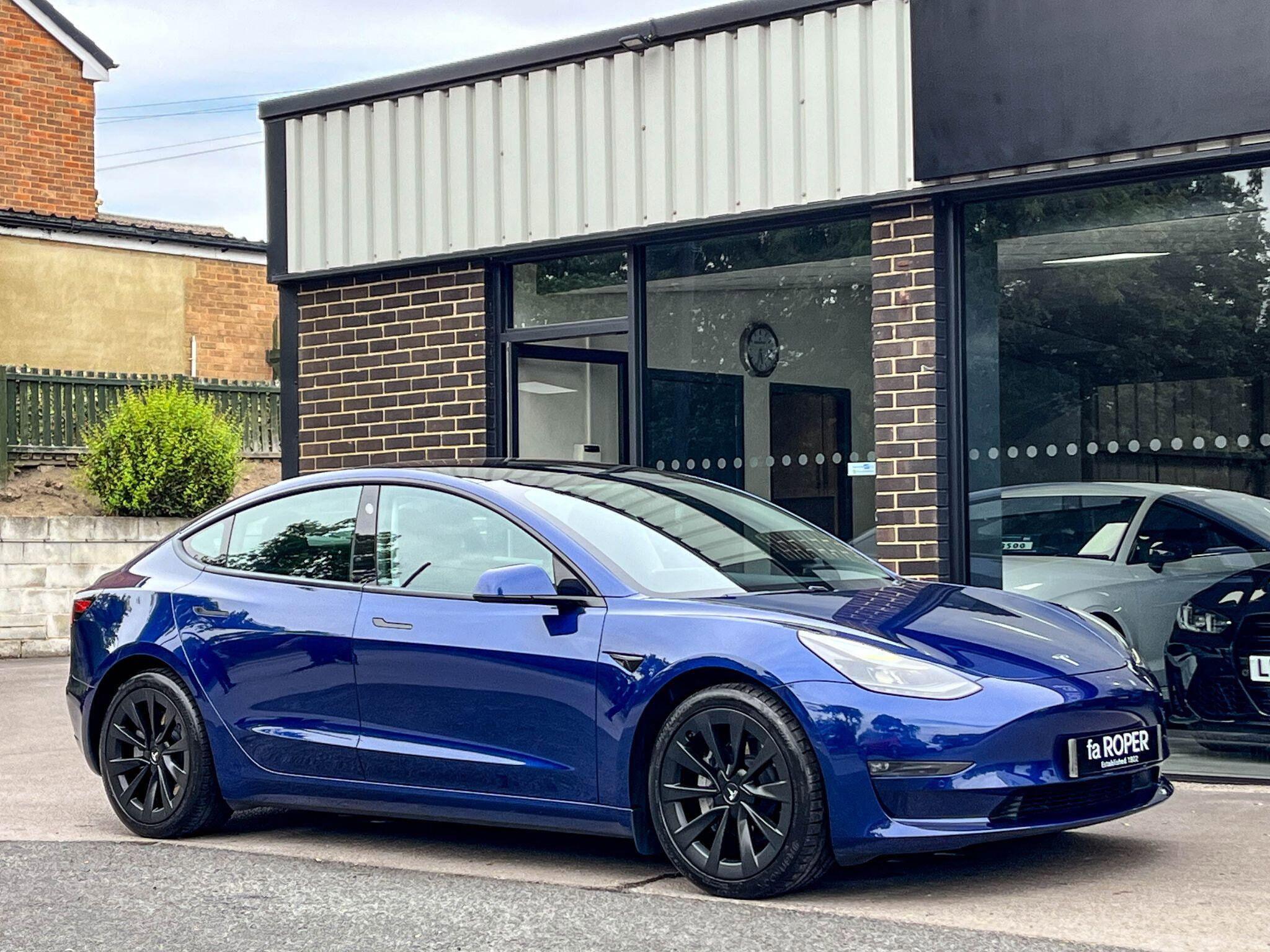 Tesla Model 3 - Image 17
