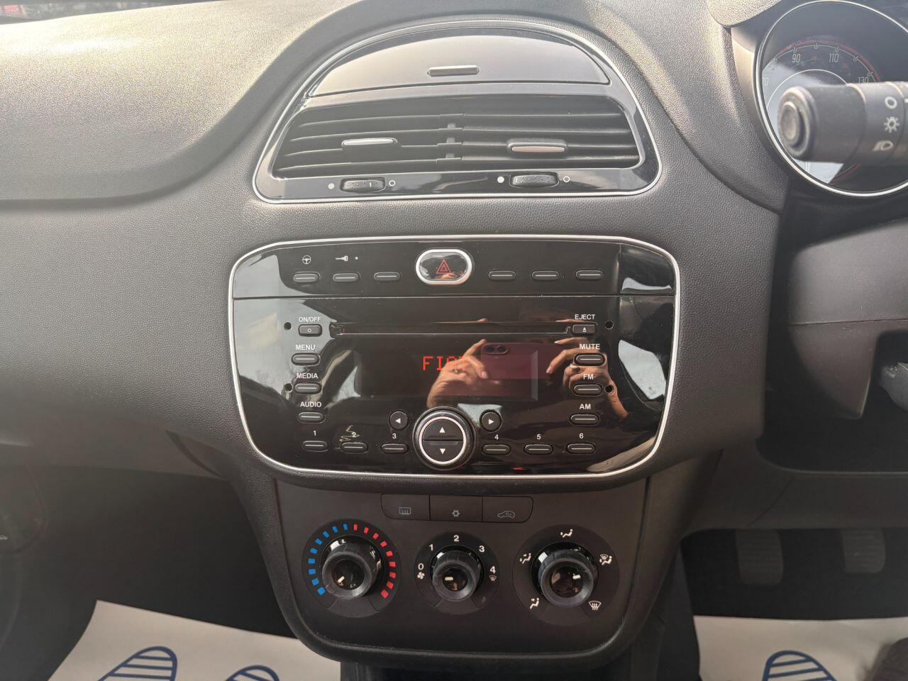 Fiat Punto - Image 11