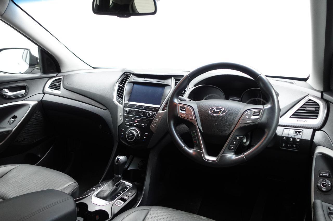 Hyundai Santa Fe - Image 14