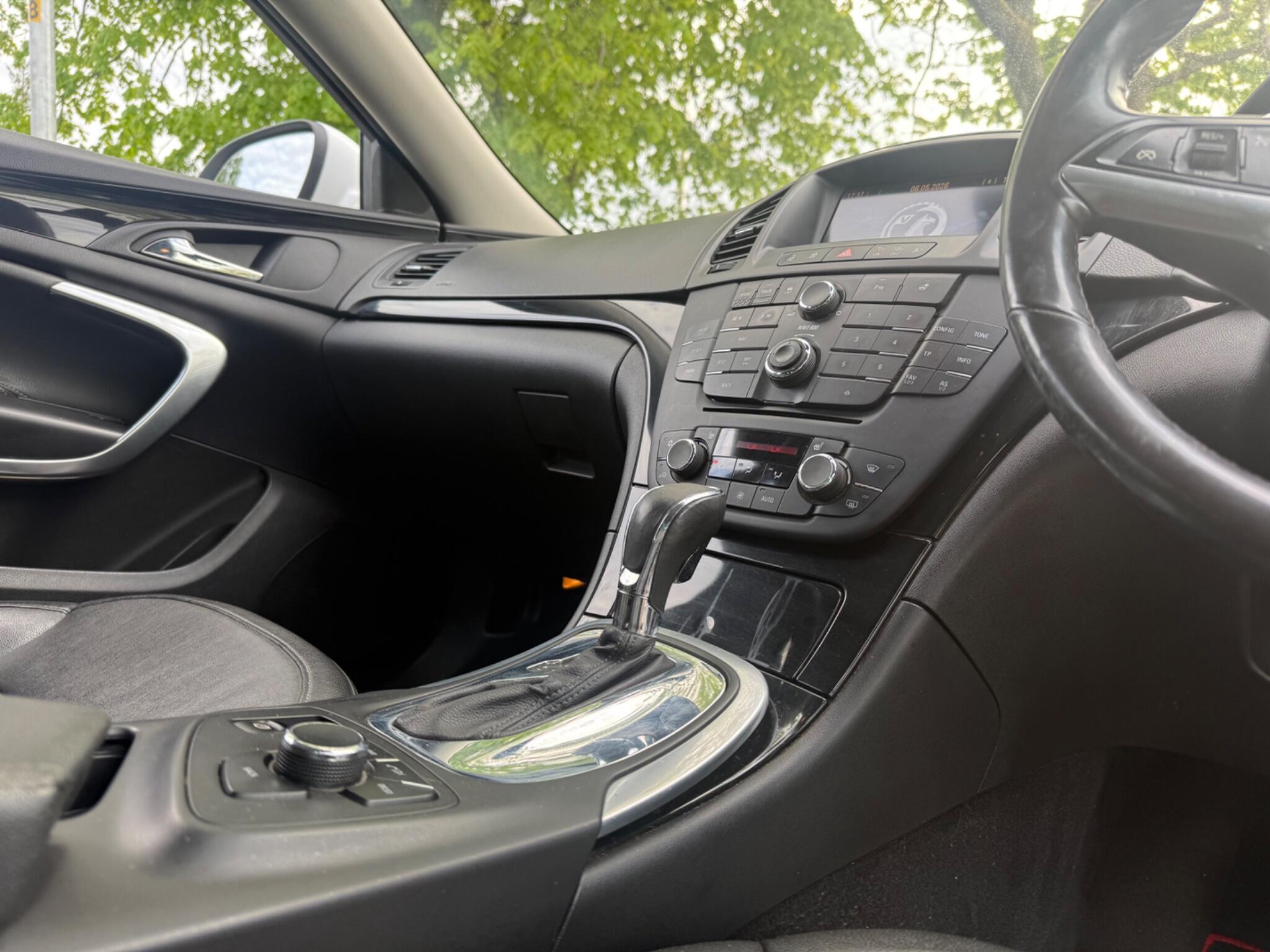 Vauxhall Insignia - Image 12