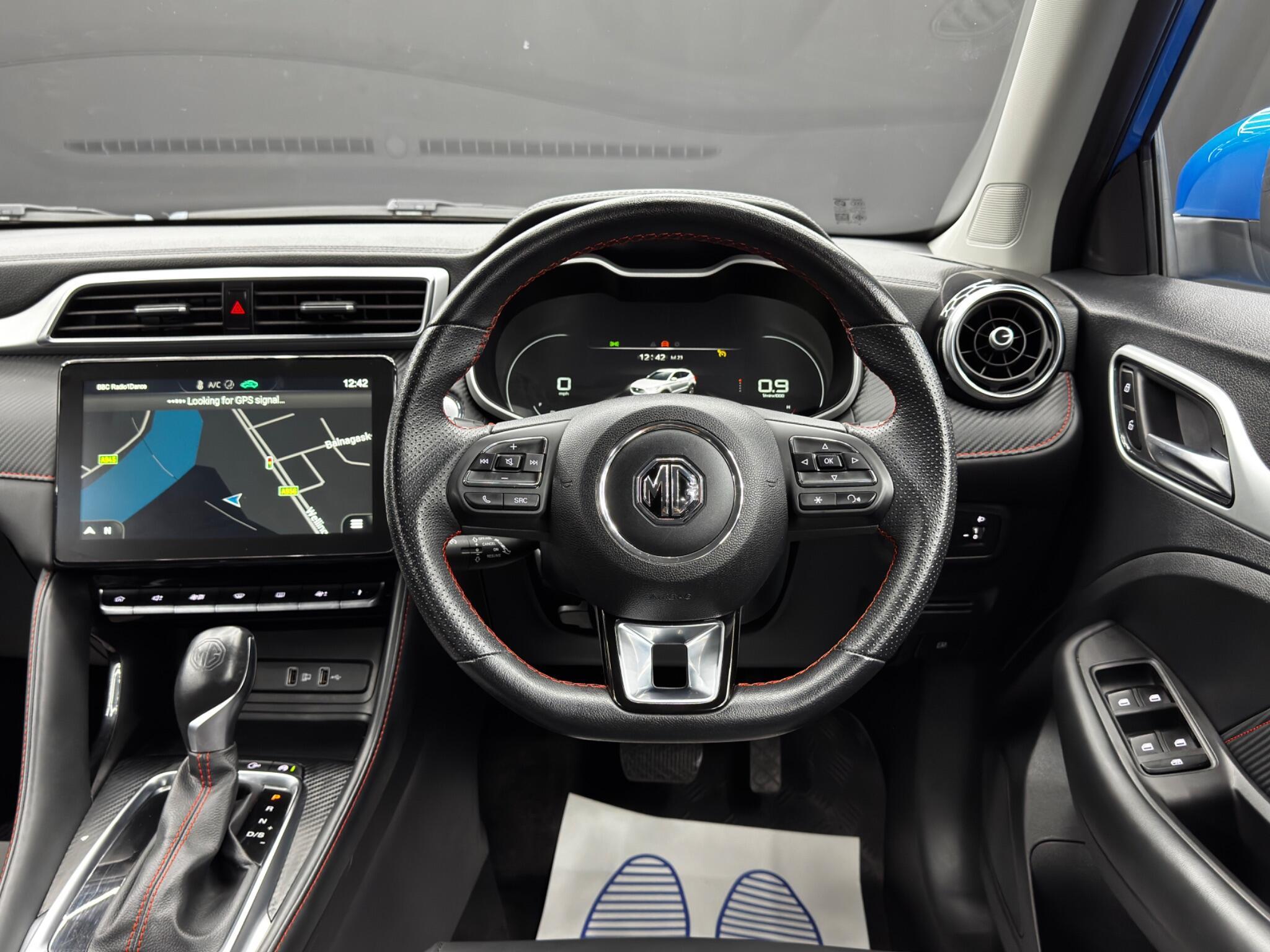 MG MG ZS - Image 18