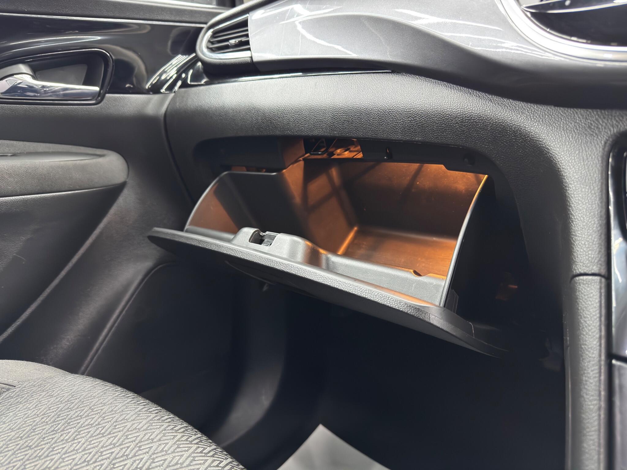 Vauxhall Mokka X - Image 33