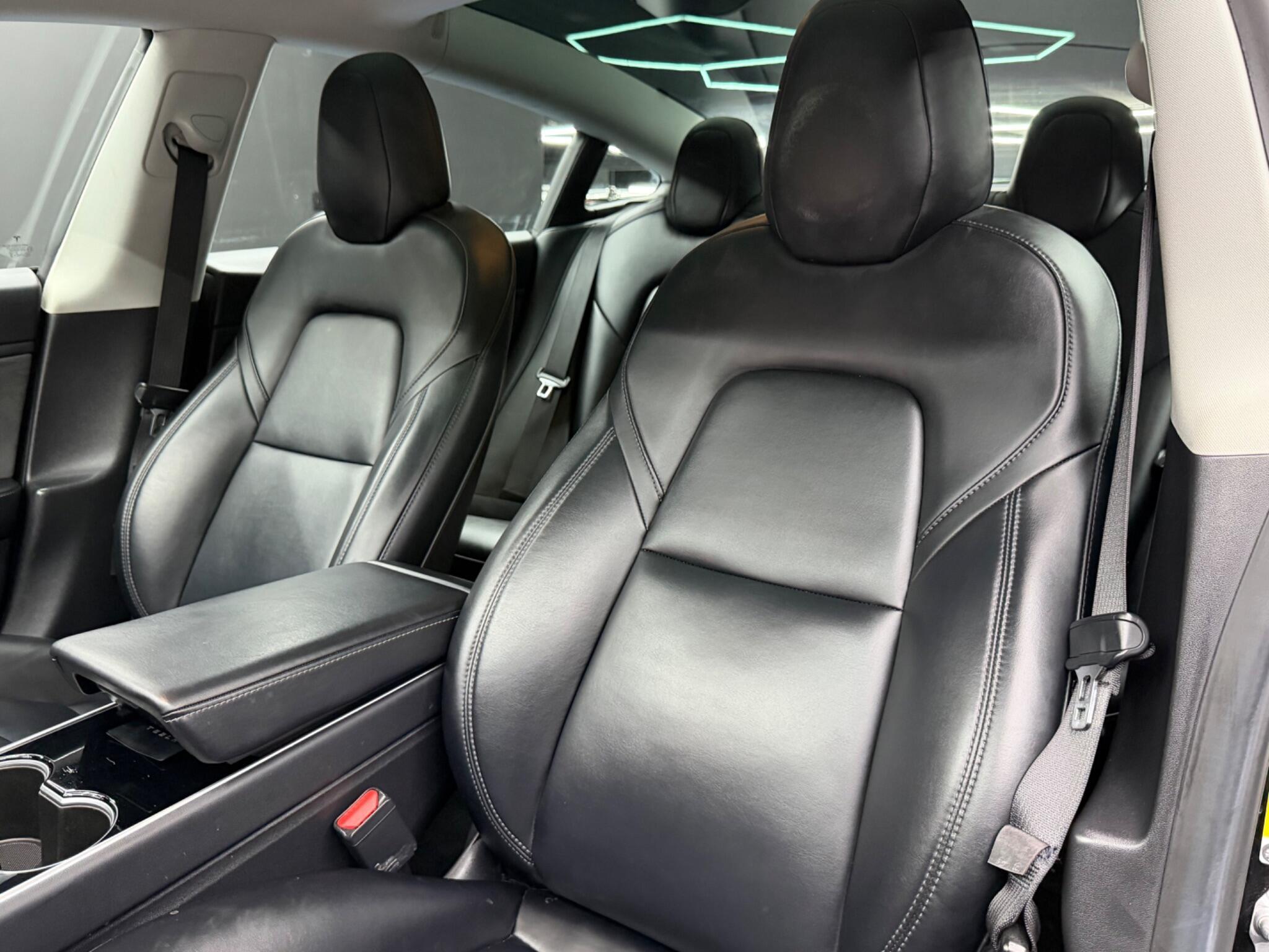 Tesla Model 3 - Image 14