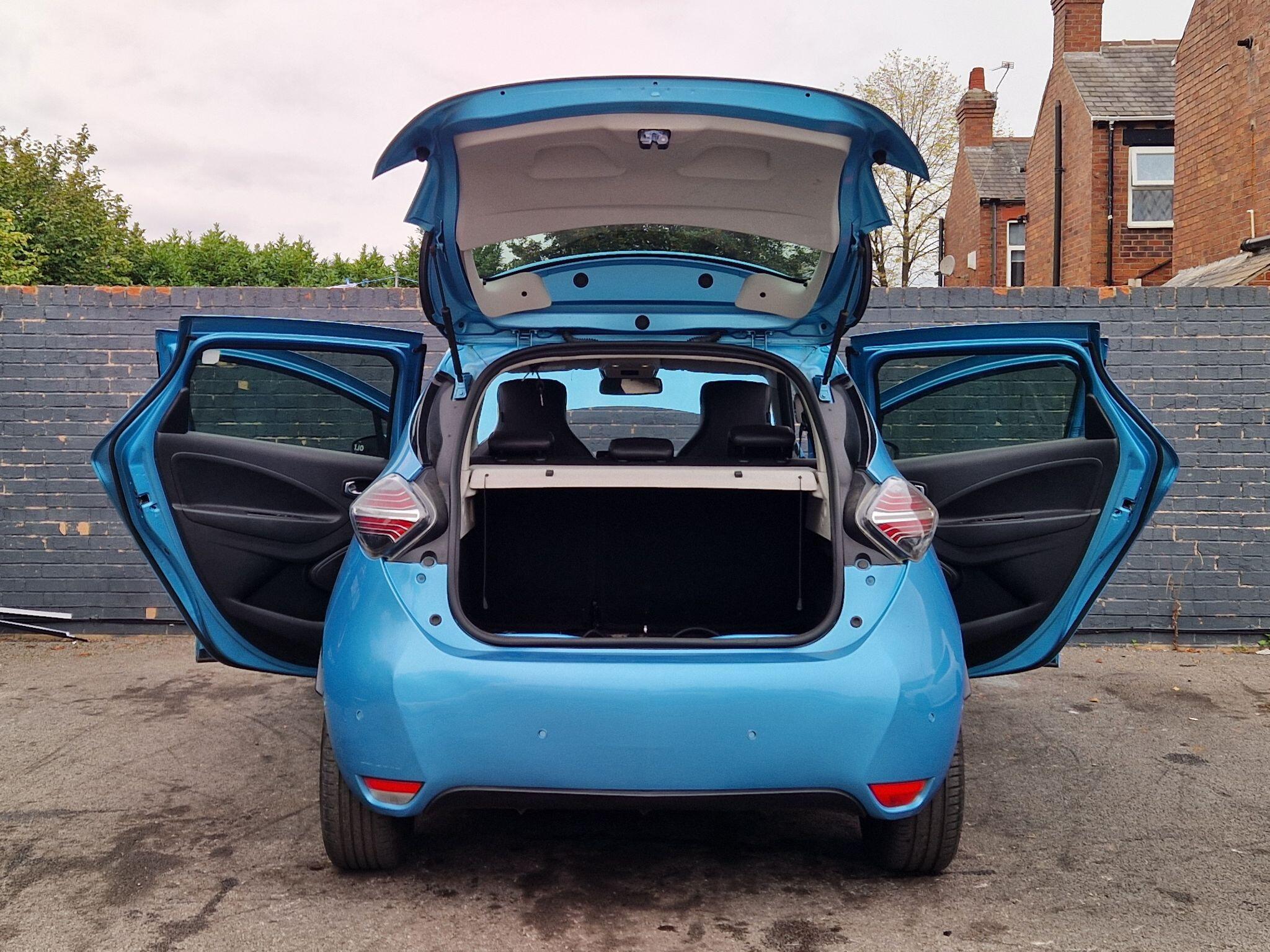 Renault Zoe - Image 20