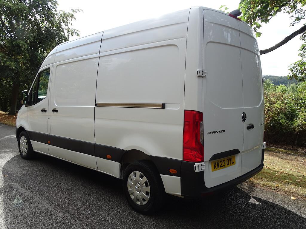Mercedes Sprinter - Image 3