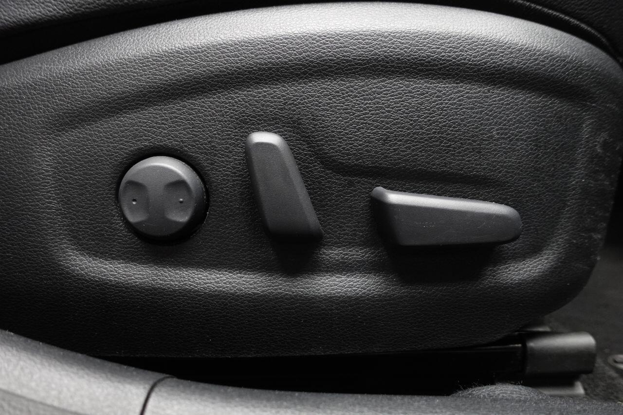 Kia ProCeed - Image 23