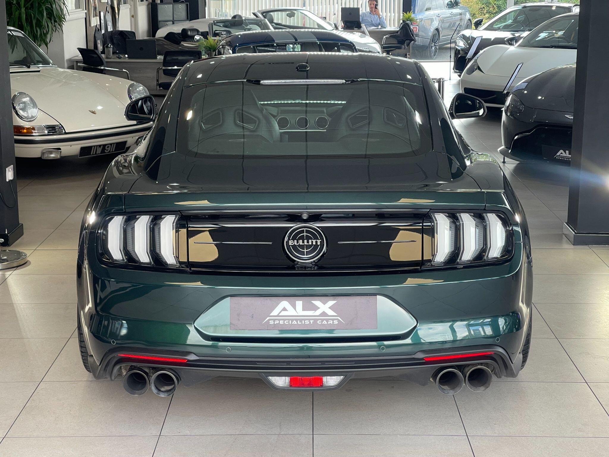 Ford Mustang - Image 12
