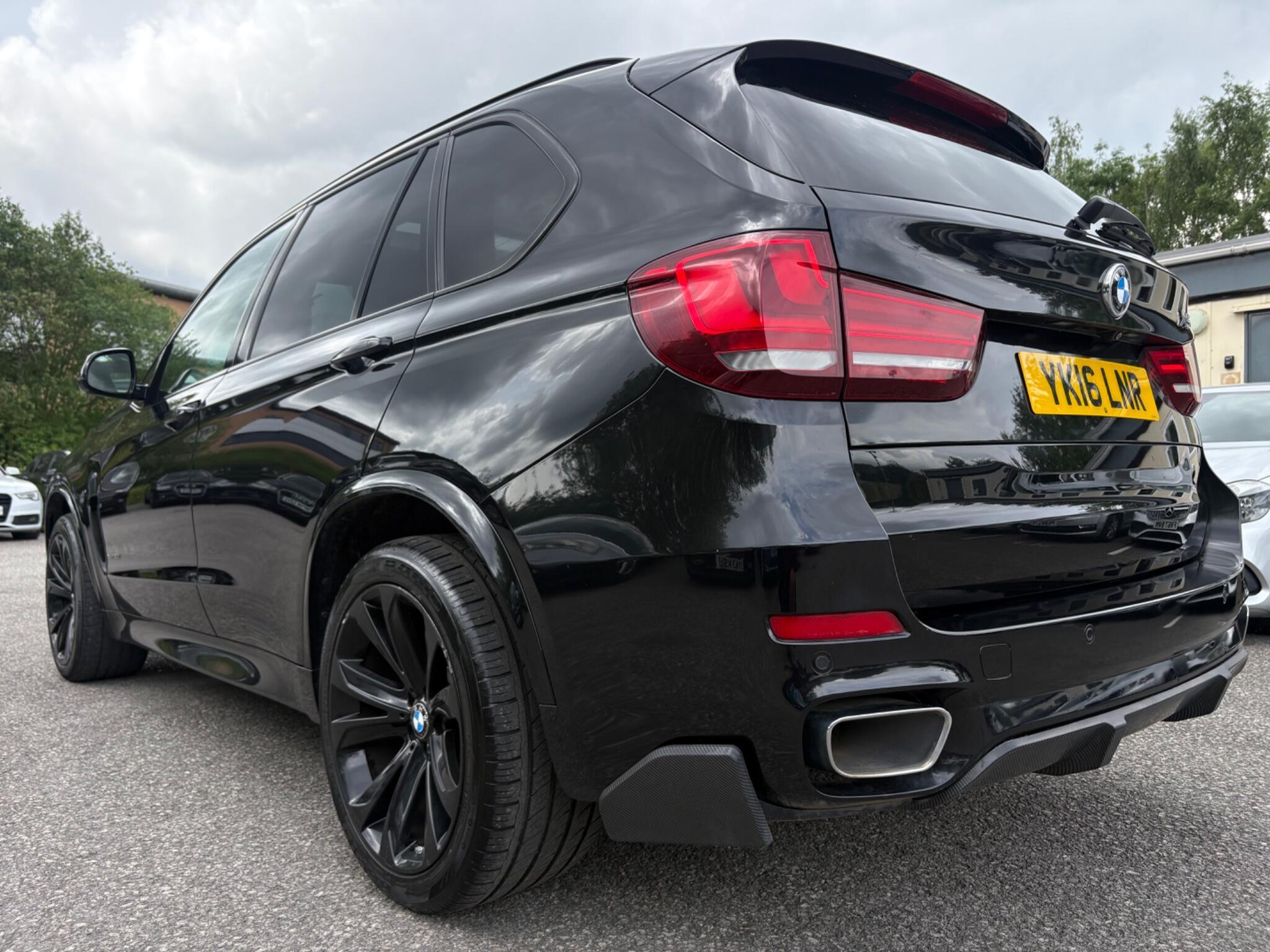 BMW X5 - Image 14