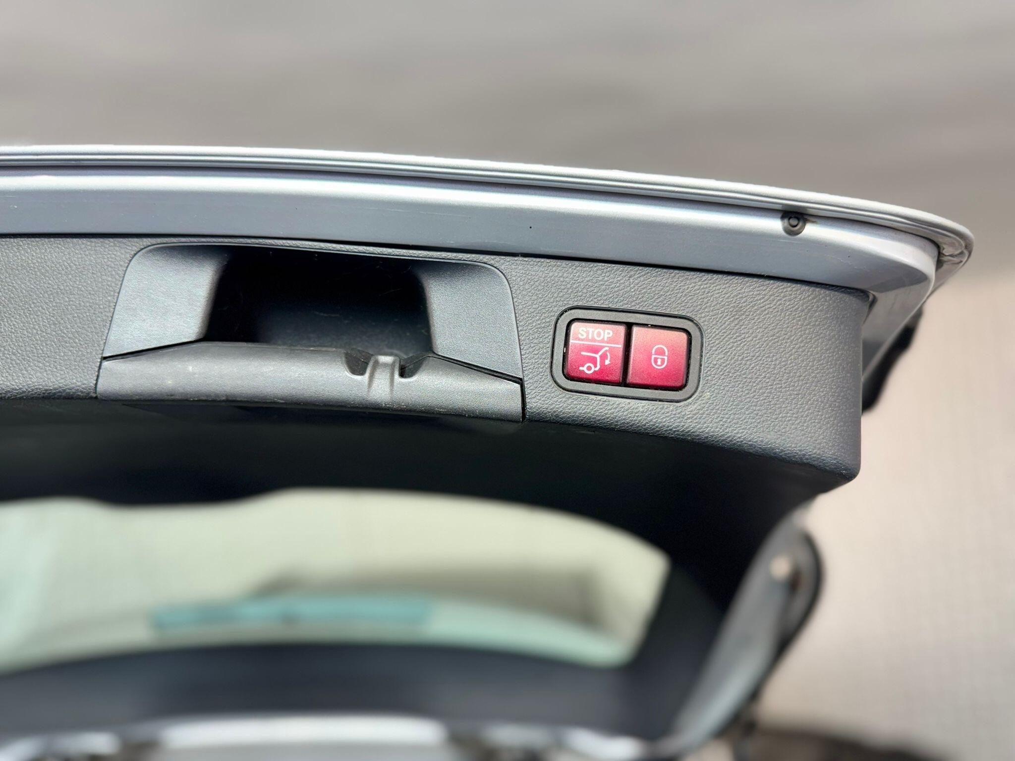 Mercedes C Class - Image 26