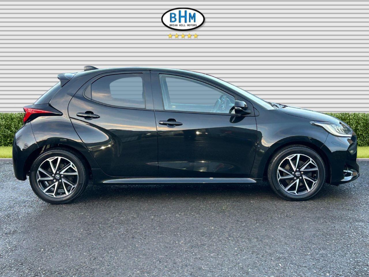 Toyota Yaris - Image 29