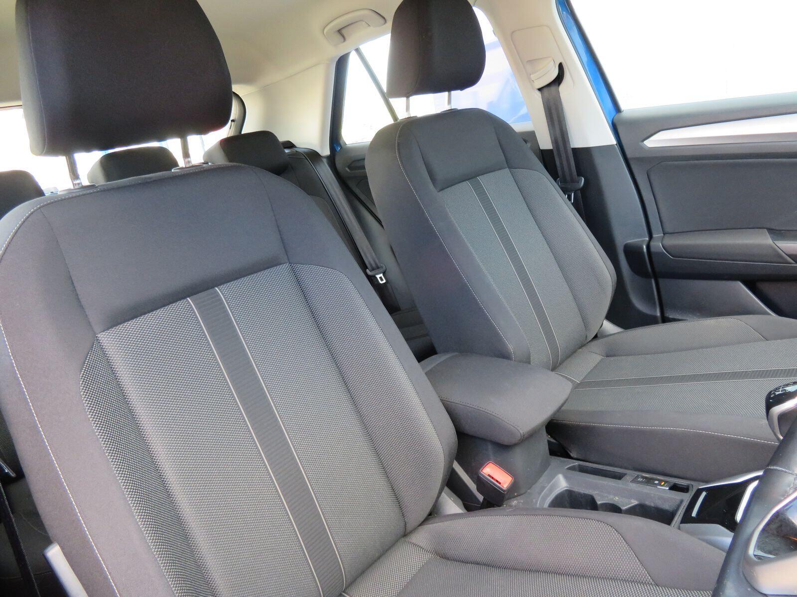 Volkswagen T-Roc - Image 15