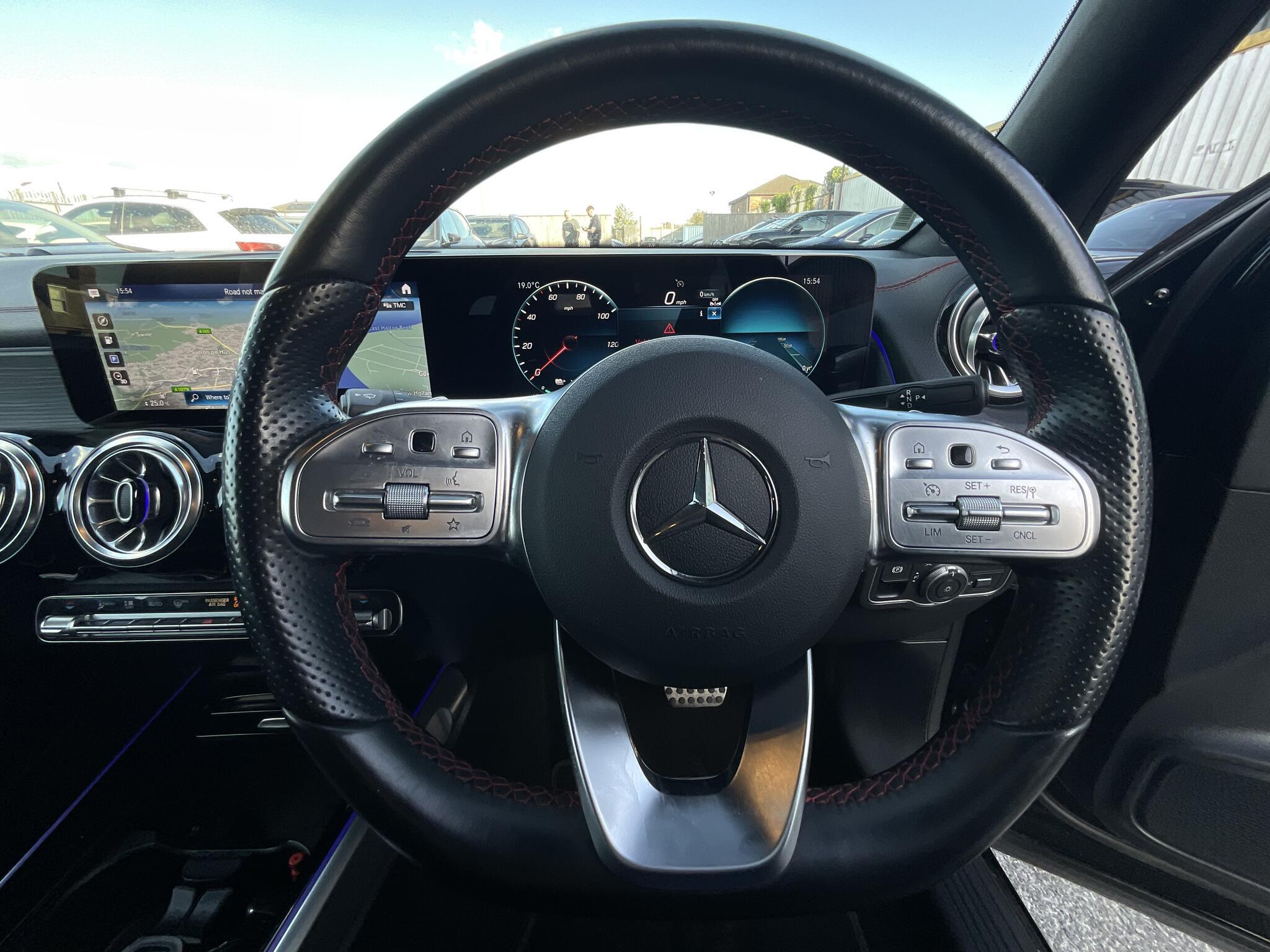 Mercedes Eqb - Image 19