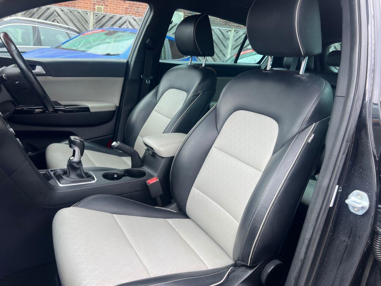 Kia Sportage - Image 11