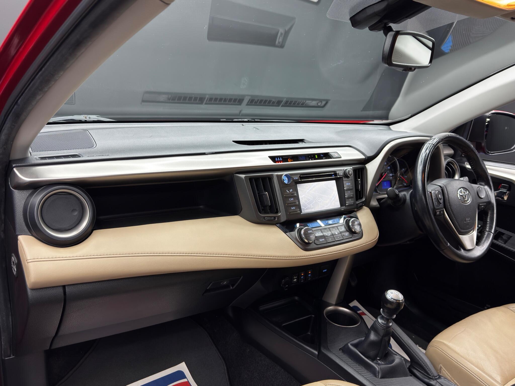 Toyota RAV4 - Image 11