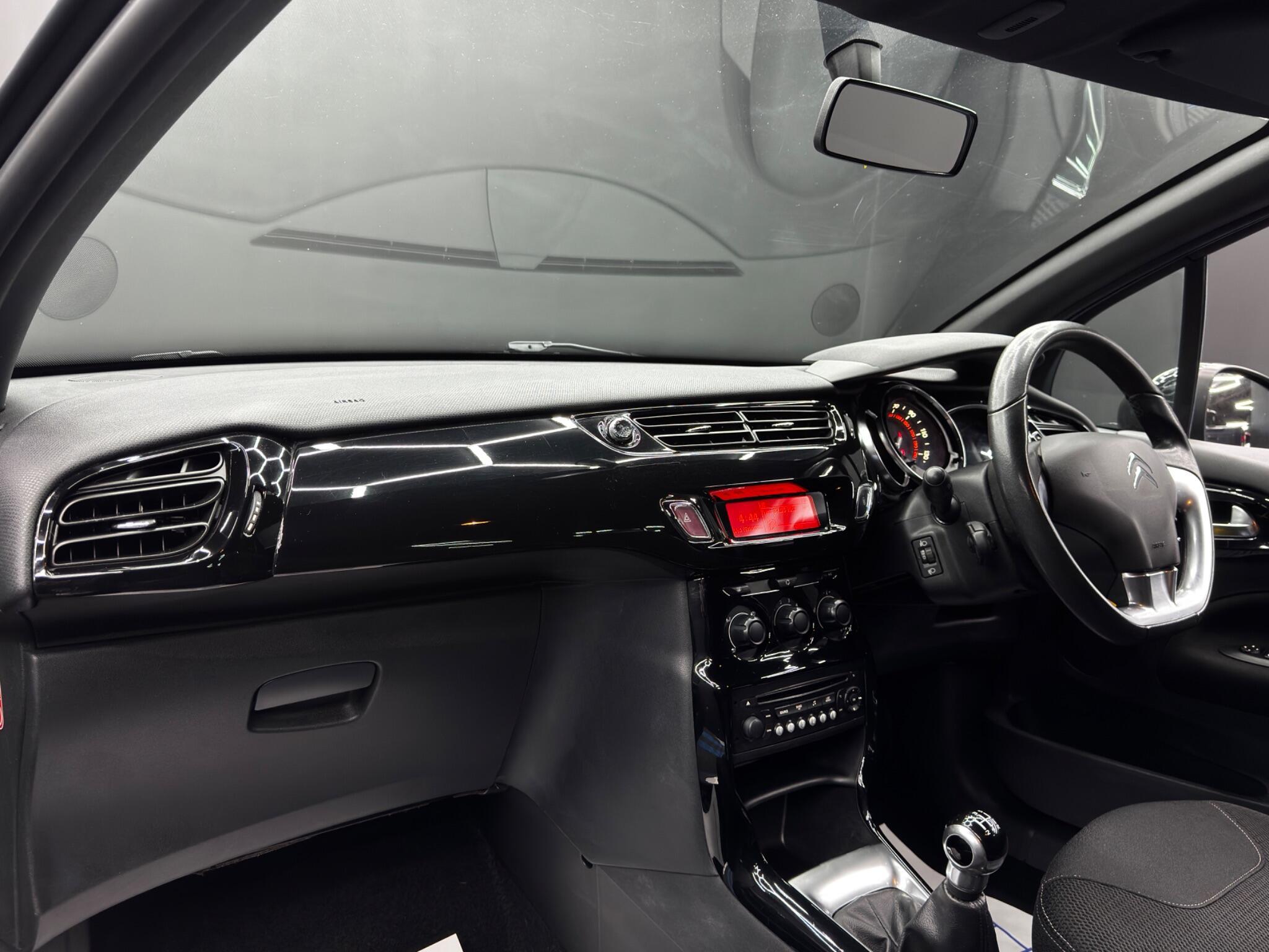 Citroen DS3 - Image 11